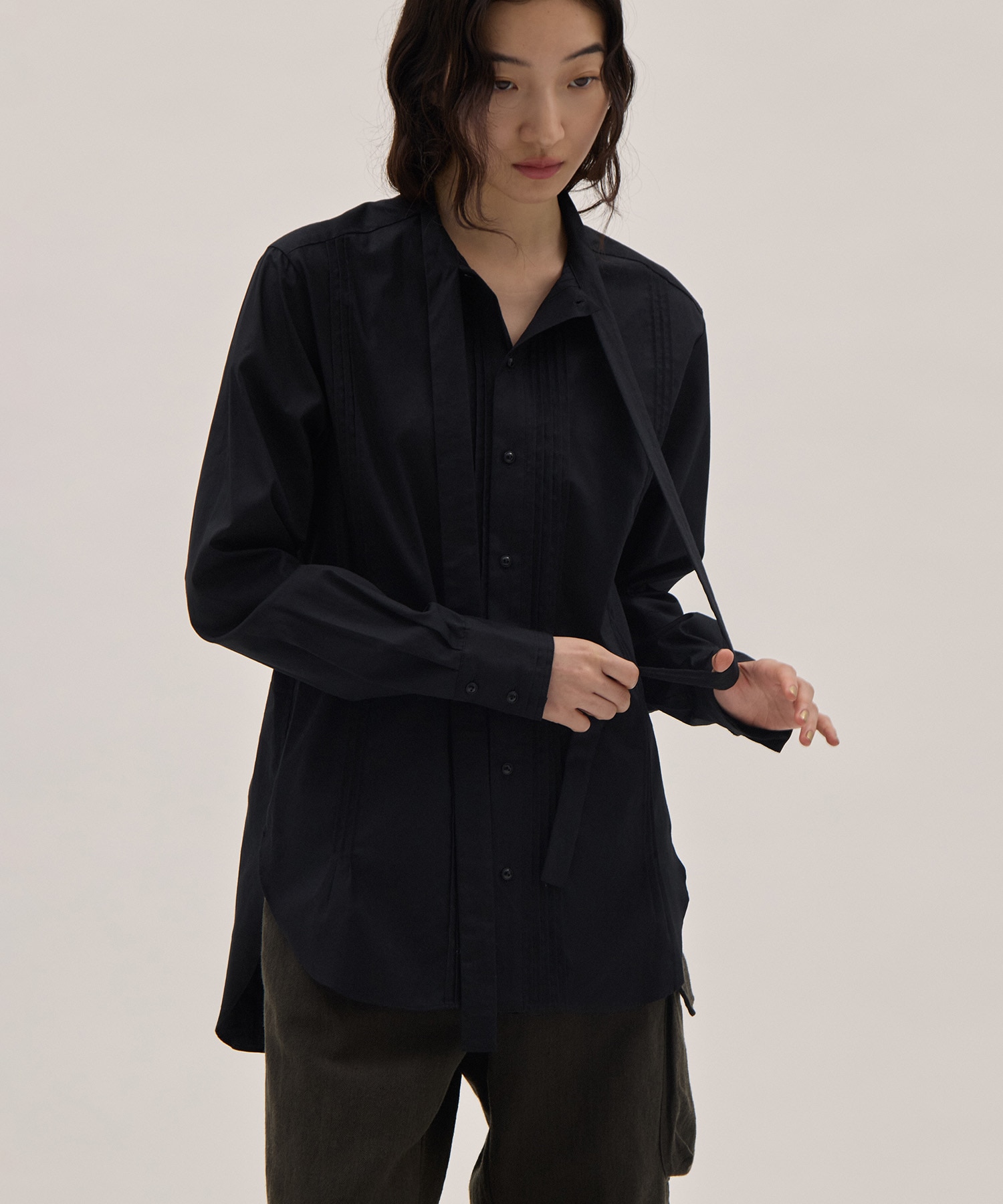 Ribbon Tie Blouse - Solid＆Leopard RhodolirioN
