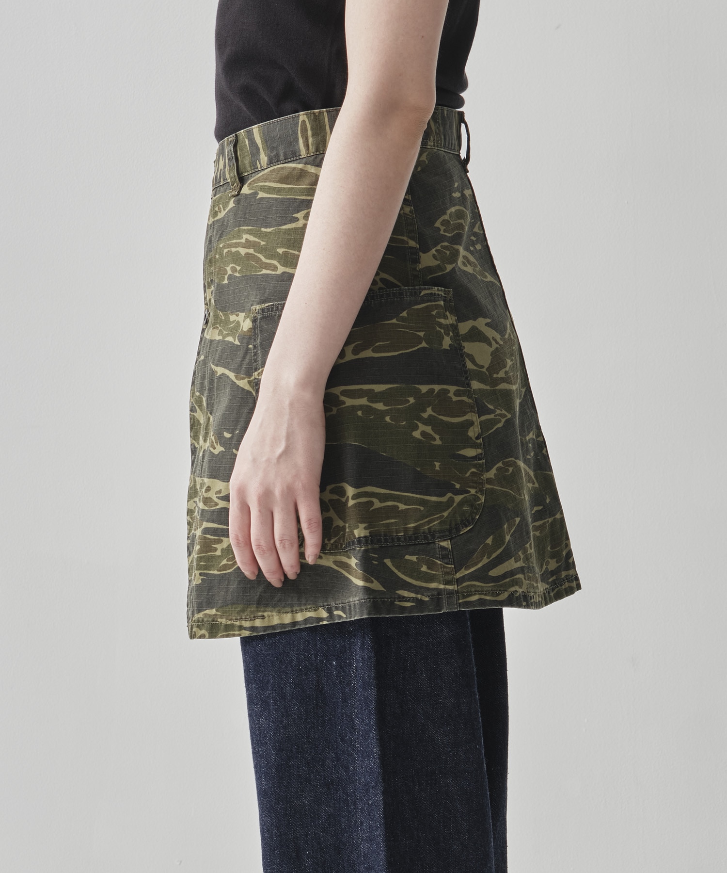TIGER CAMO OVERLAP SKIRT orSlow