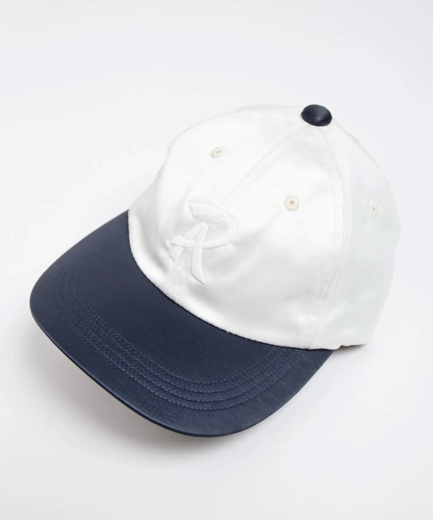 Satin B.B.CAP RACAL