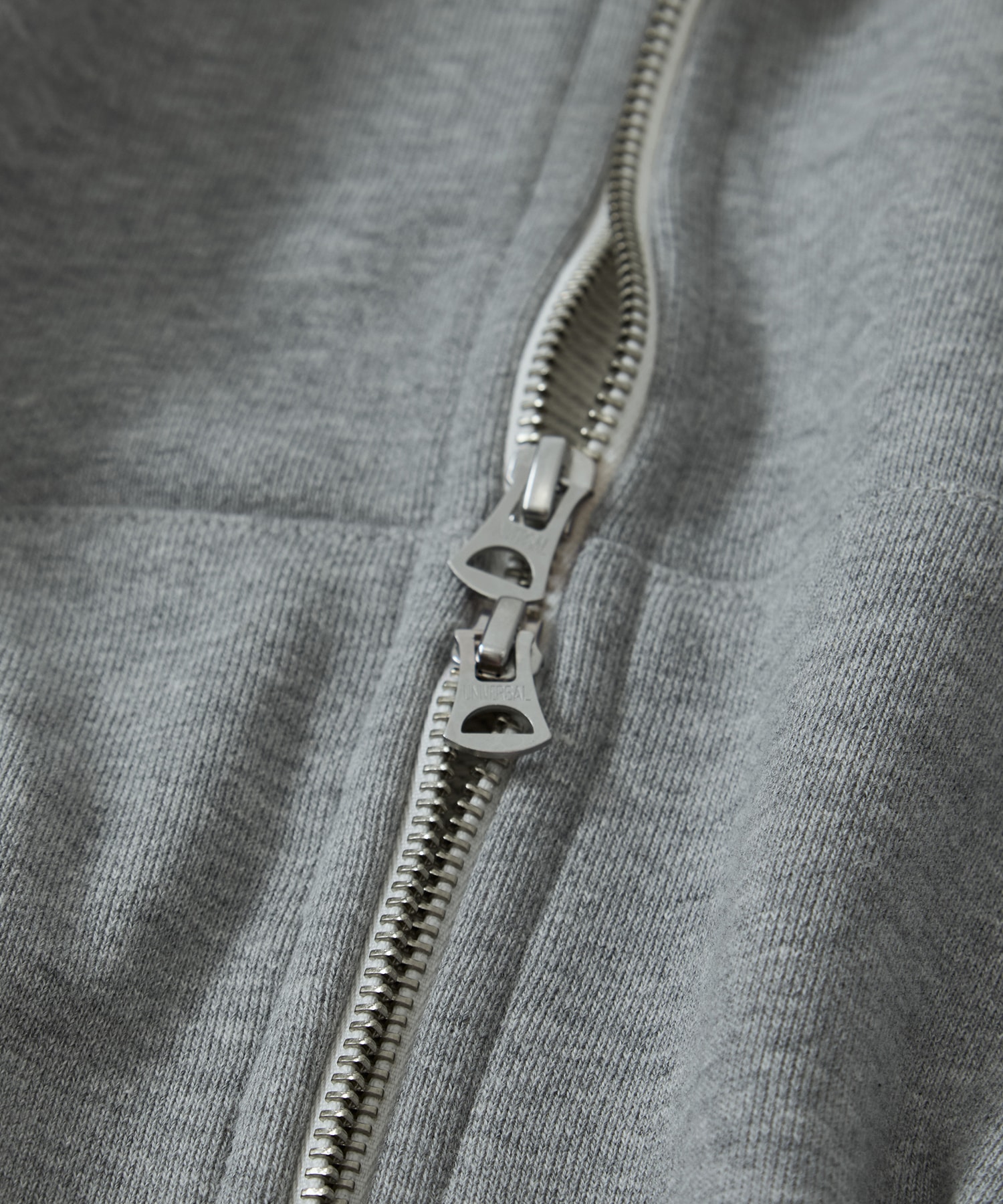 コンパクトループFテリーZipフーディー KEY TIMEZ