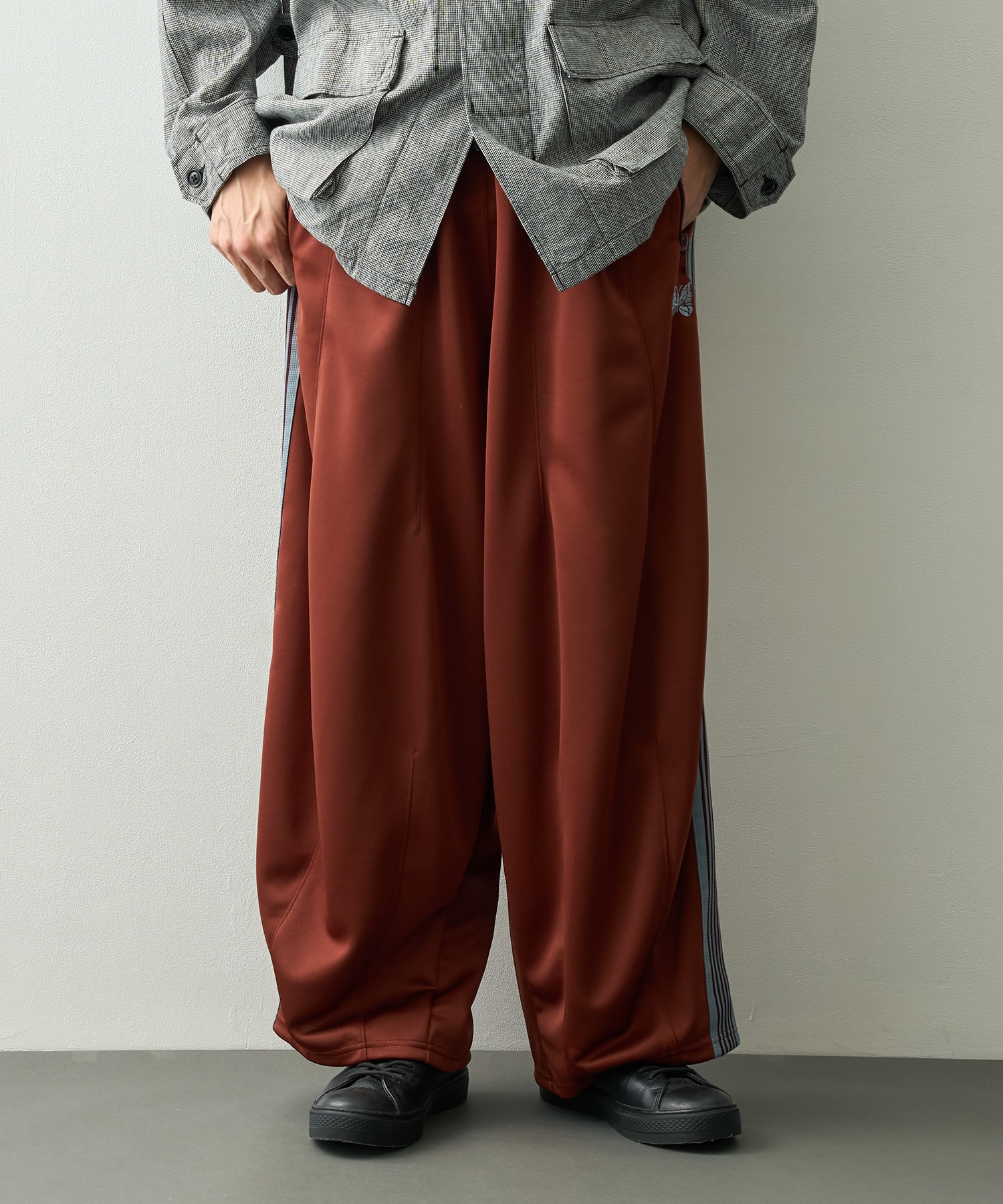 H.D. Track Pant - Poly Smooth Needles