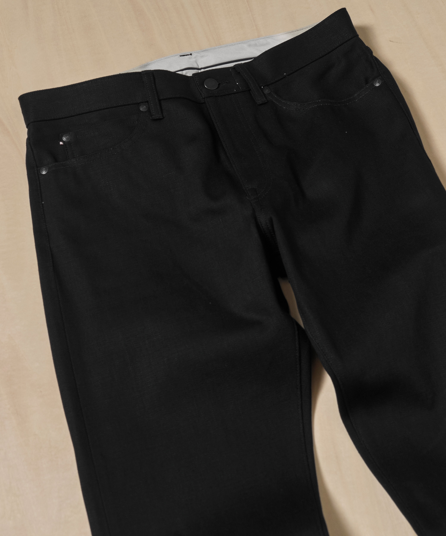 #200 STANDARD TAPERED 14.7oz MOMOTARO JEANS