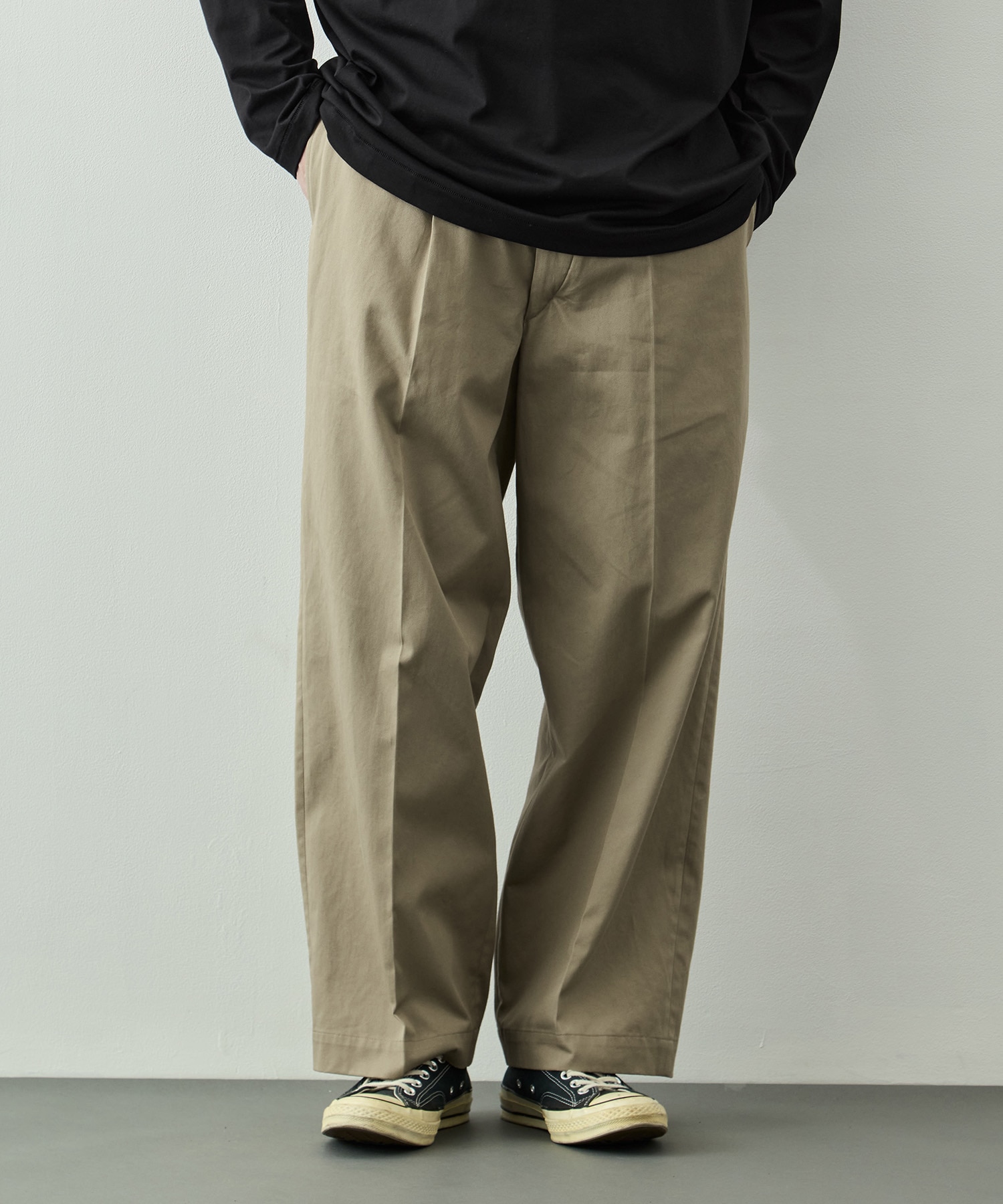 Classic Chino Pants blurhmsROOTSTOCK