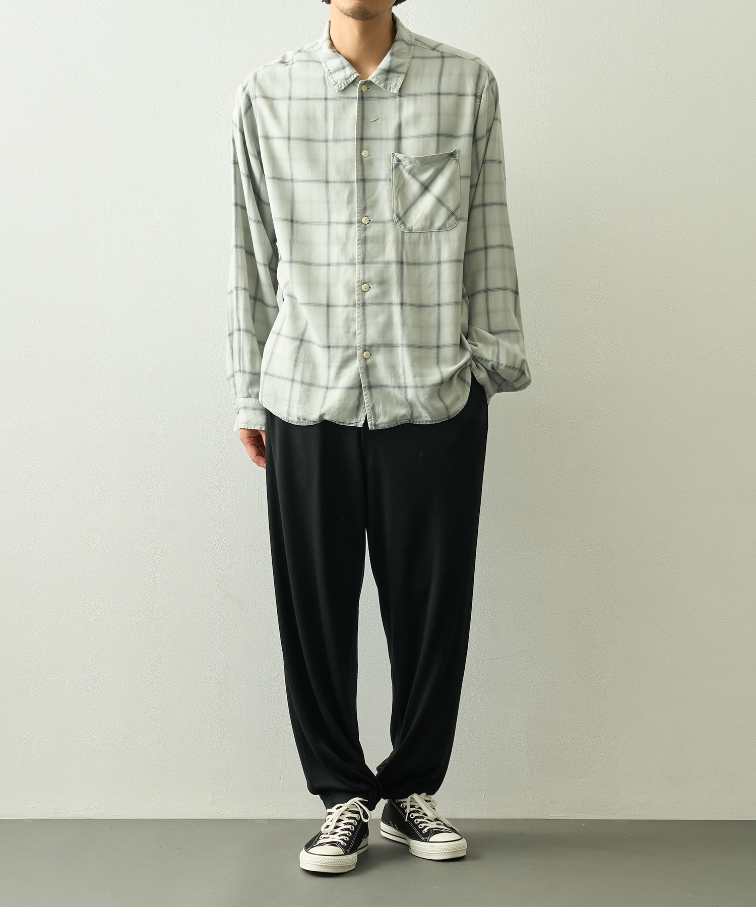 Tapared Jogger Pants WRAPINKNOT