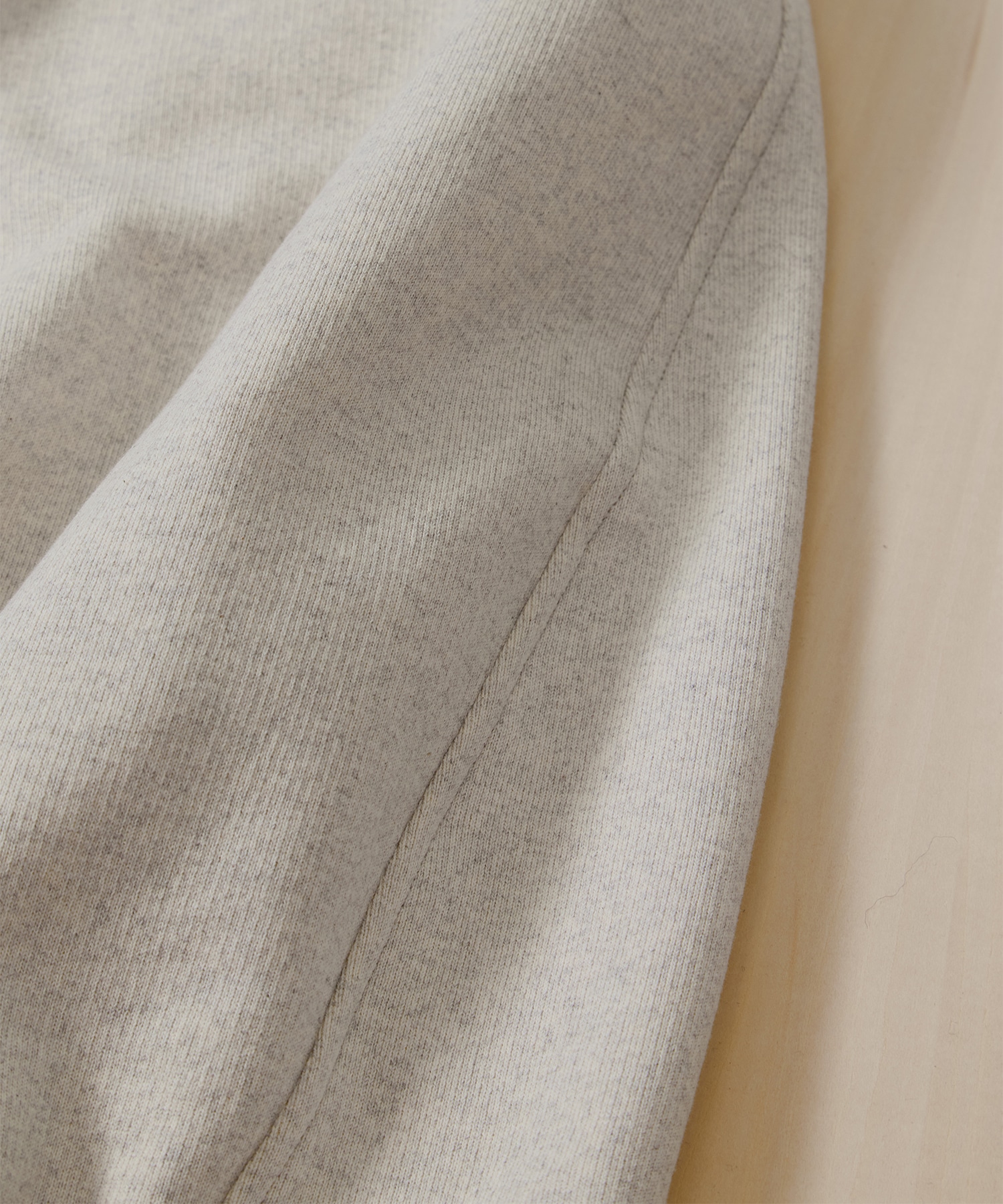 Pleated Balloon Sweat Shorts KHOKI