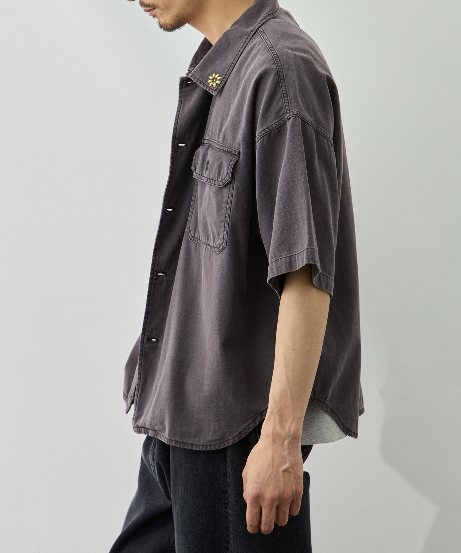WIDE MILITARY S/S SHIRT(小花スタッズ) REMI RELIEF