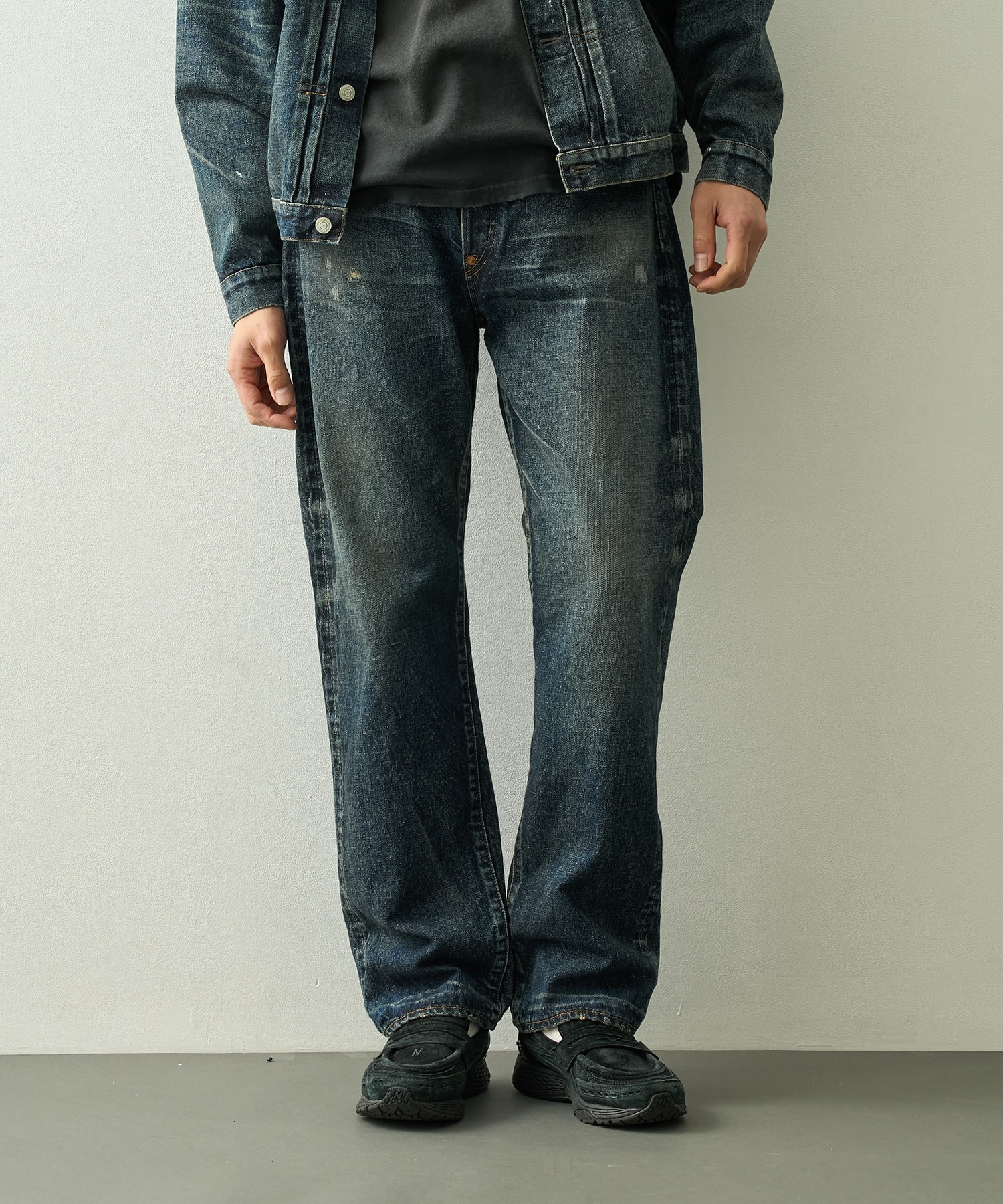 #002 1942 LV JEANS New Manual