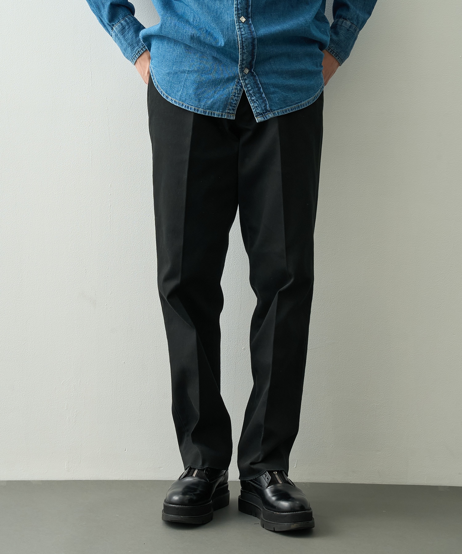 WESTERN PANTS MASSES