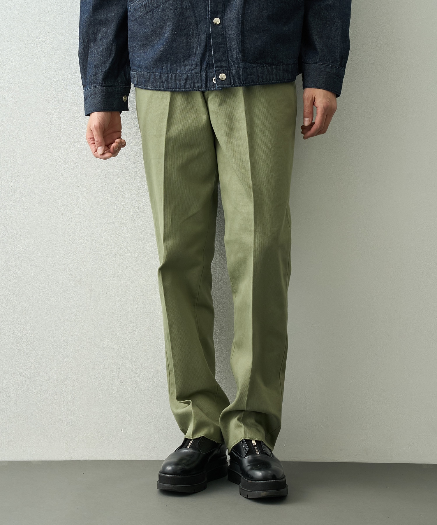 WESTERN PANTS MASSES