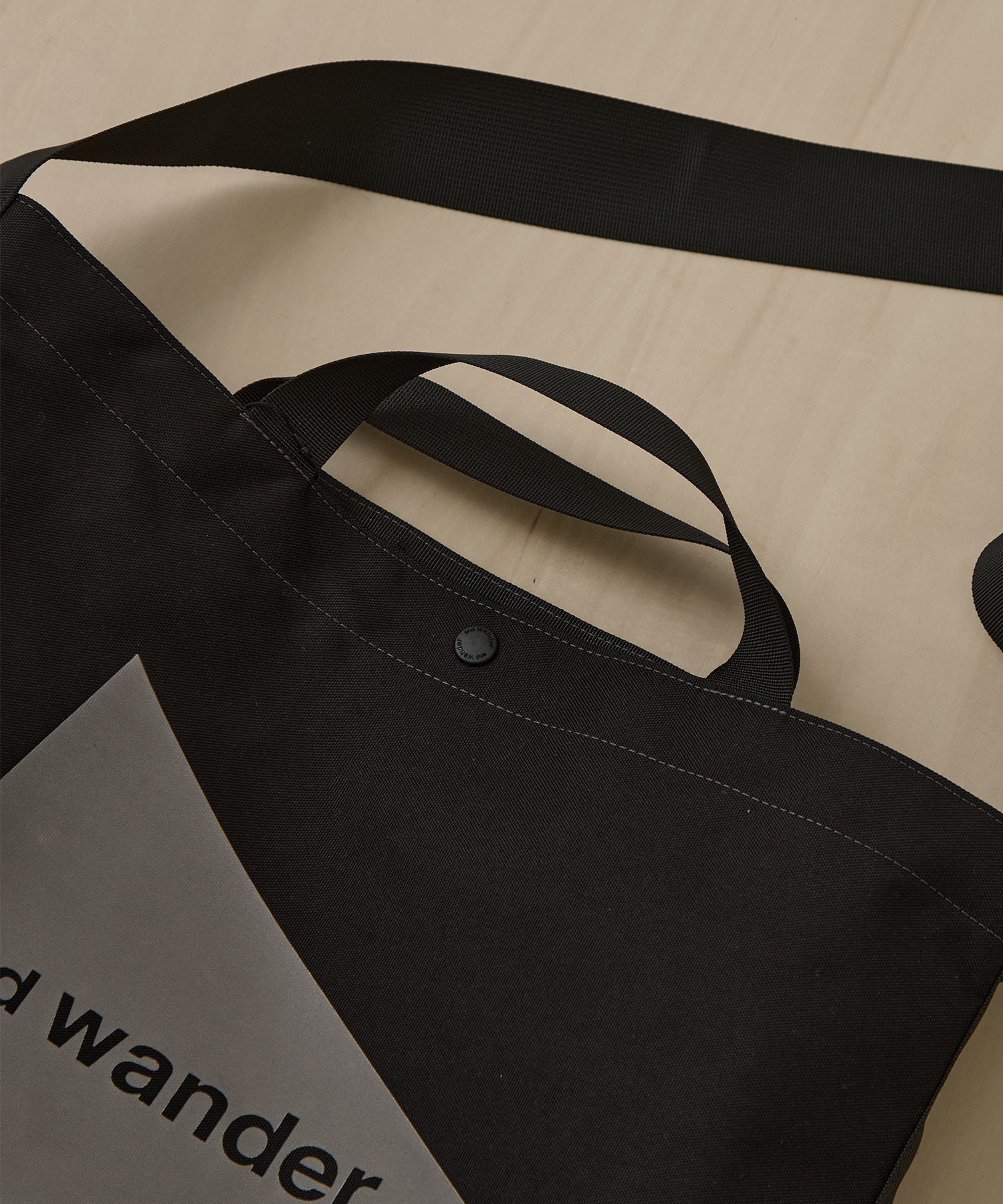 recycle OX logo tote bag and wander