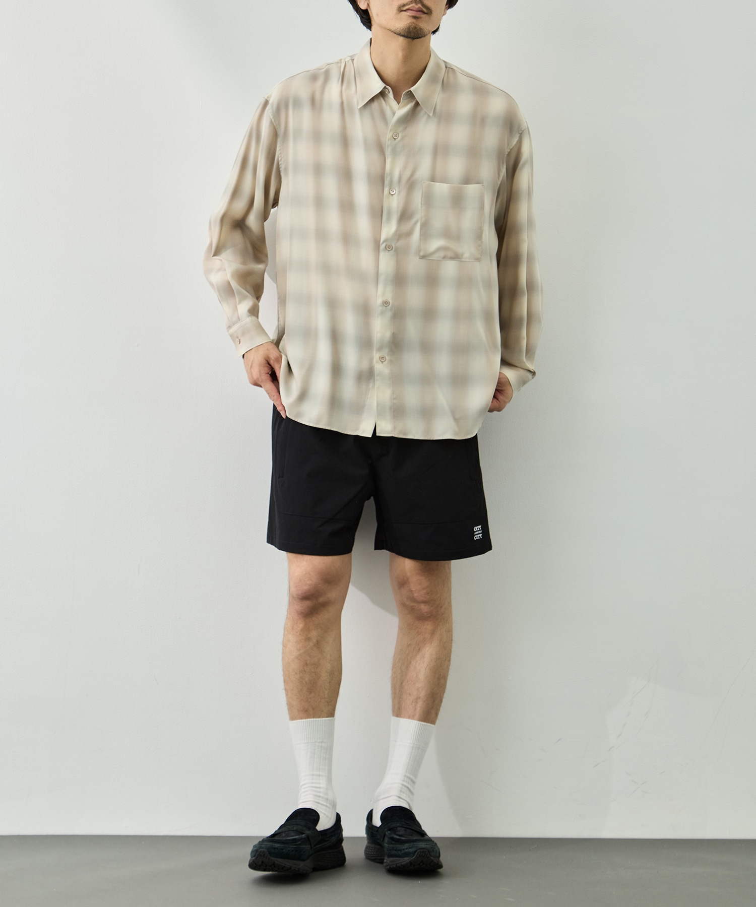 EMBROIDERD LOGO STRECH  NYLON EASY  SHORTS CITY COUNTRY CITY
