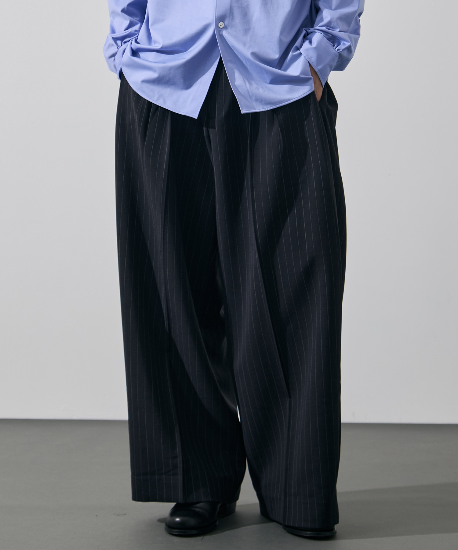 Pleats bonded wool pants KHOKI