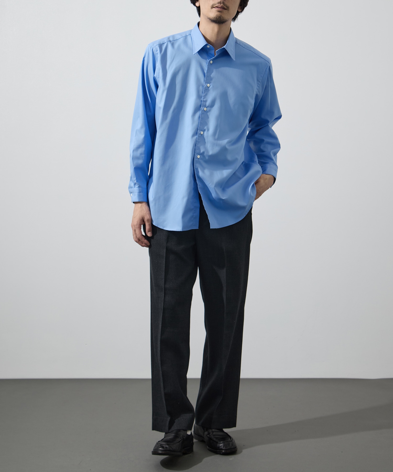 REGULAR FIT STRAIGHT TROUSERS marka