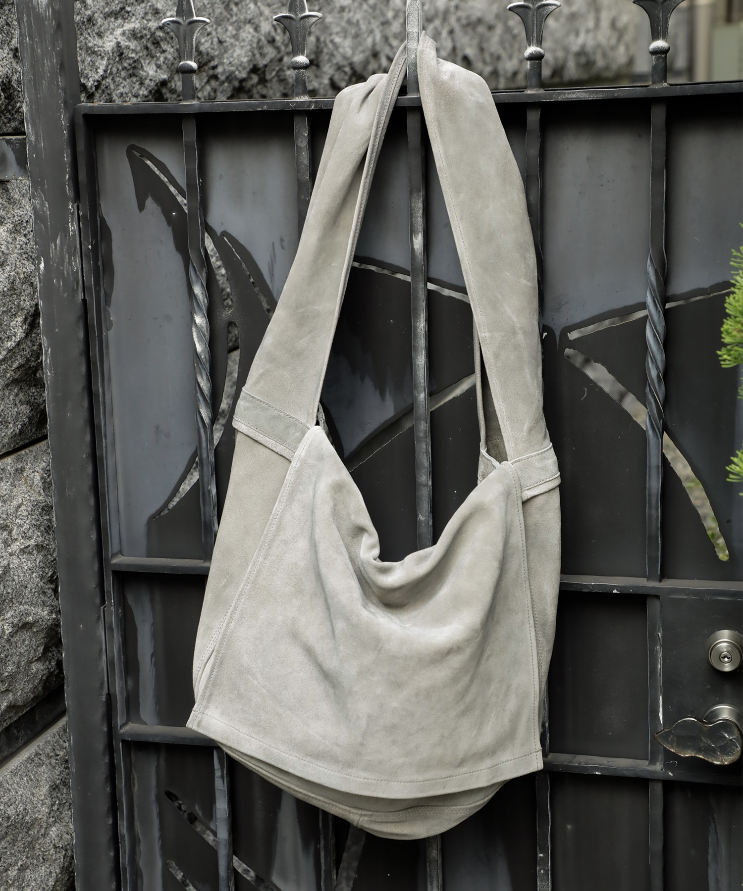 LEATHER SHOULDER BAG -Cow split leather- SEVEN BY SEVEN