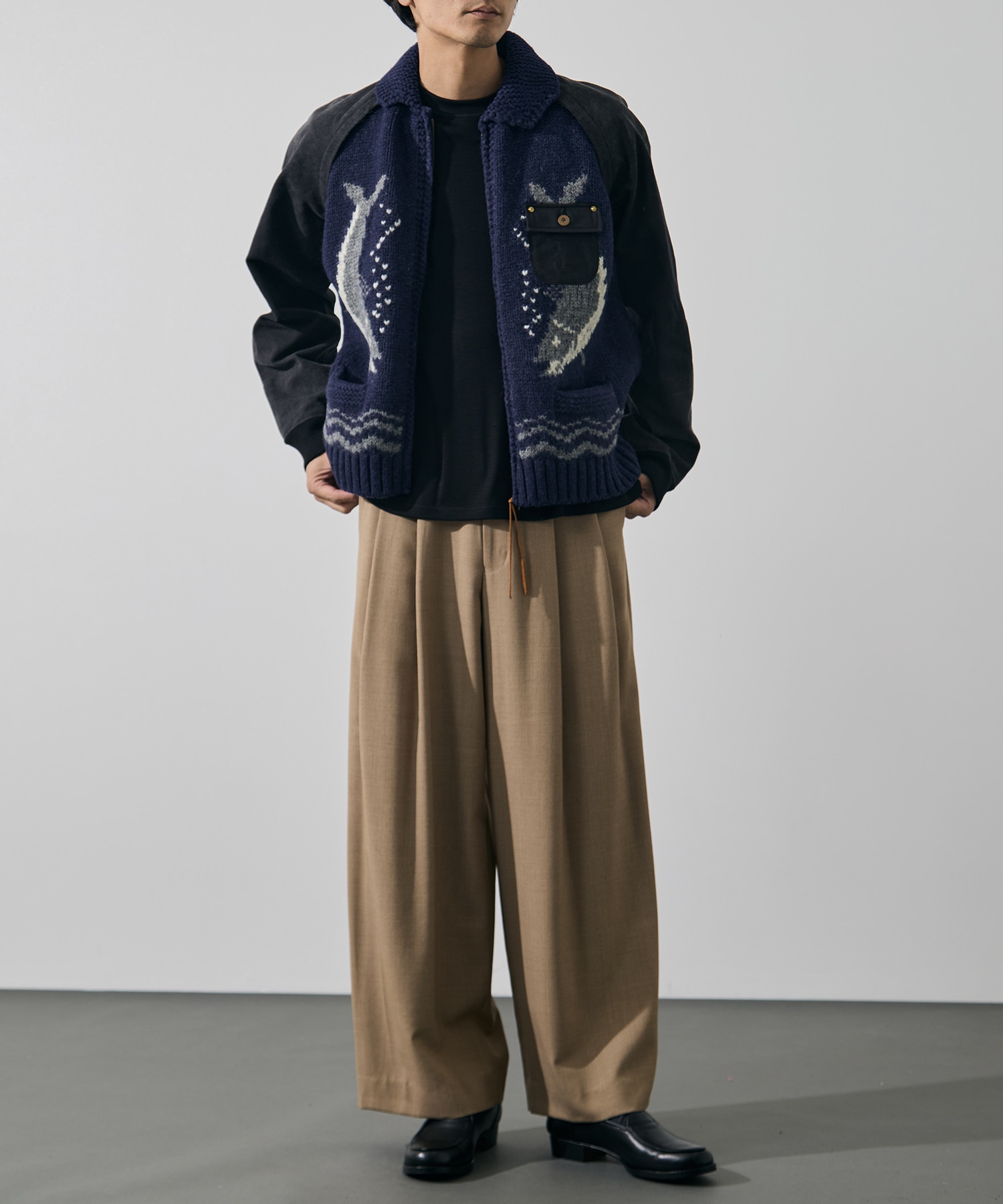 Combination cowichan sweater KHOKI