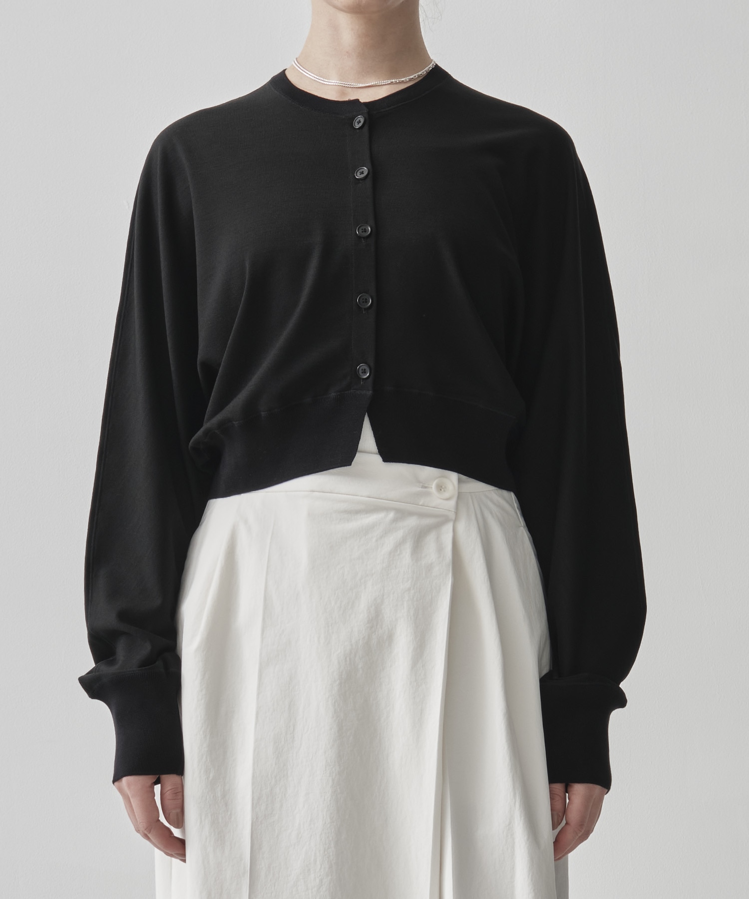 Crew Neck Cropped Knit Cardigan GOOD PEOPLE GOOD STITCHING GOOD PRODUCT
