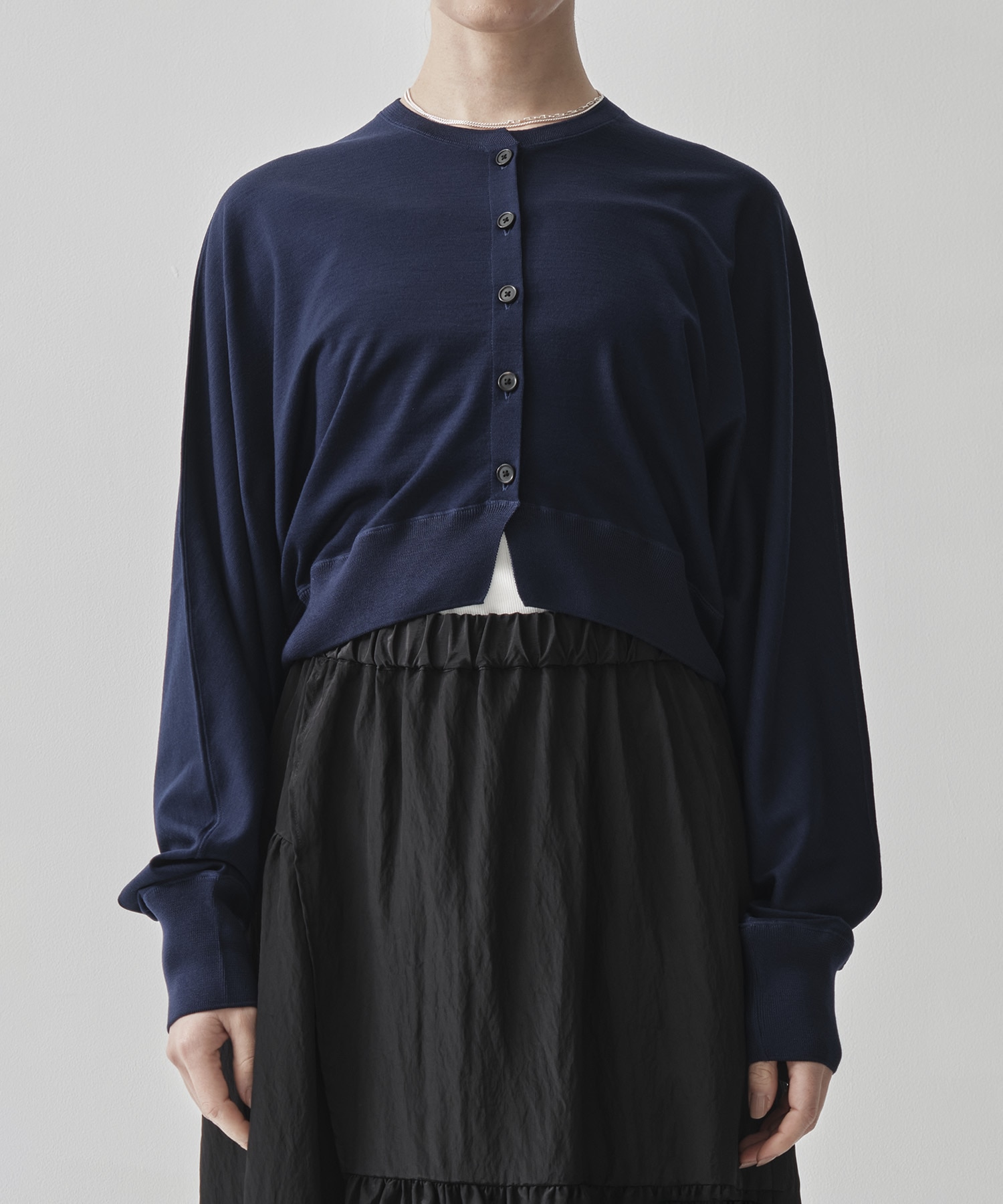 Crew Neck Cropped Knit Cardigan GOOD PEOPLE GOOD STITCHING GOOD PRODUCT