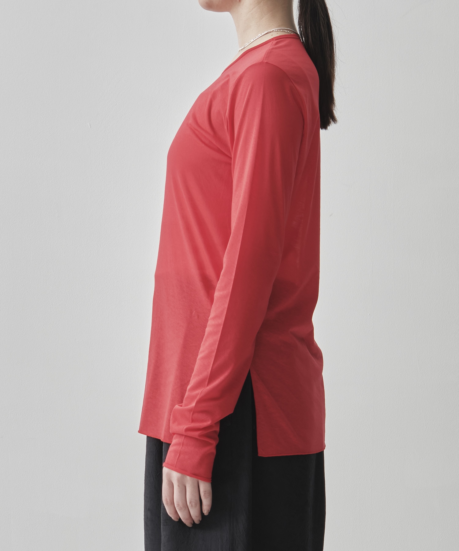 Side Slit Crew Neck Long Sleeve T GOOD PEOPLE GOOD STITCHING GOOD PRODUCT