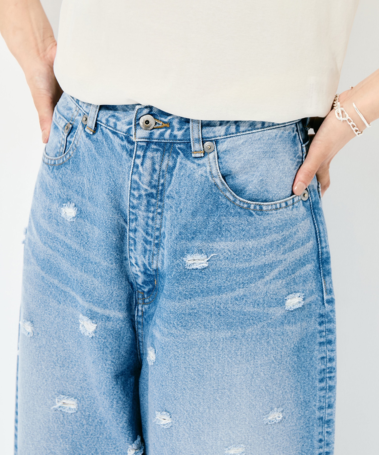 Dot Hole Denim Pants INSCRIRE