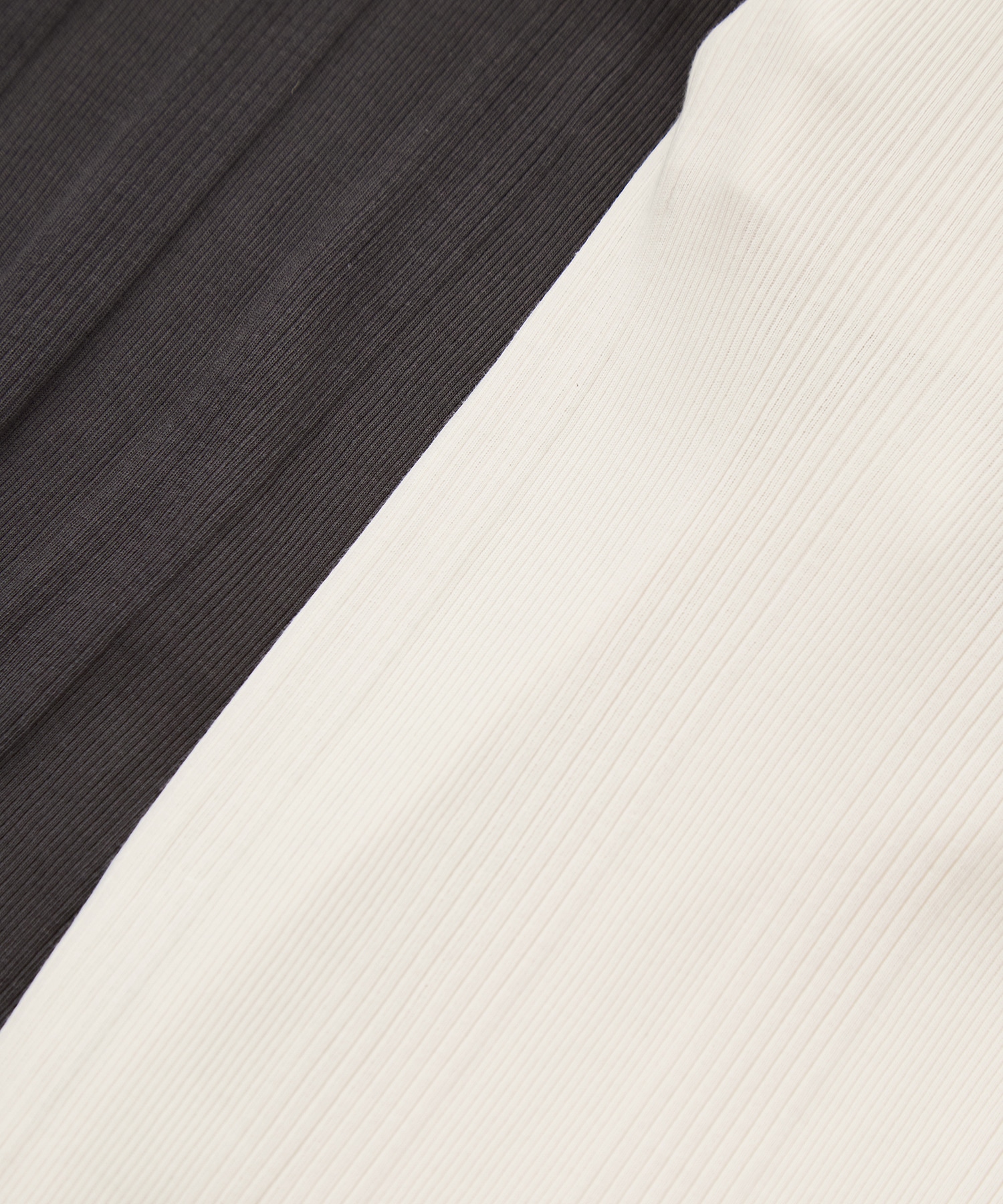 Random rib open back cami HAKUJI