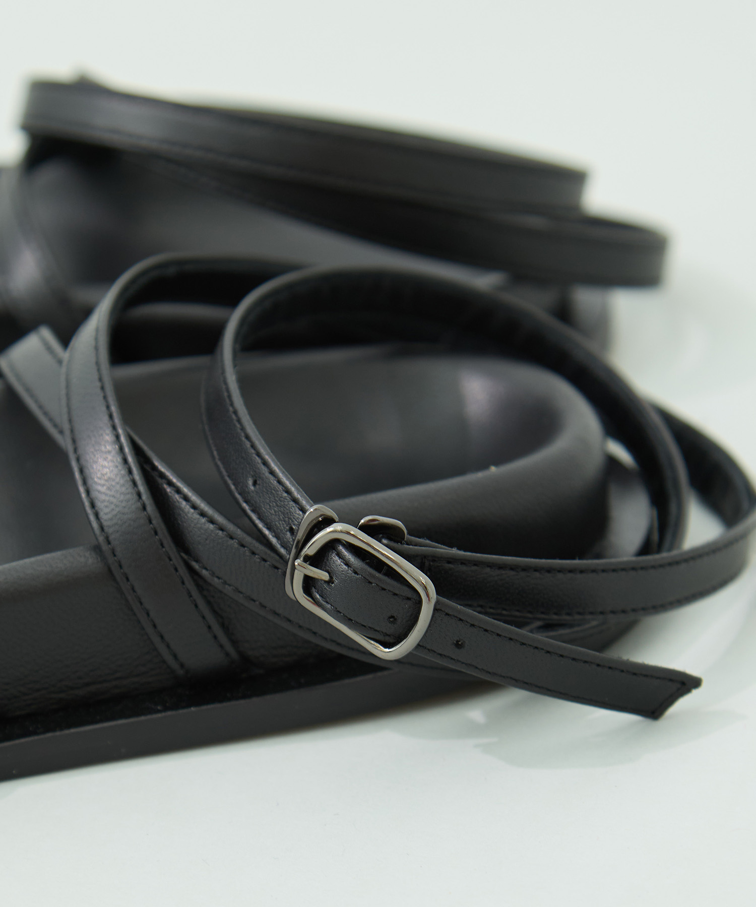 lether hold thumb sandal IIROT