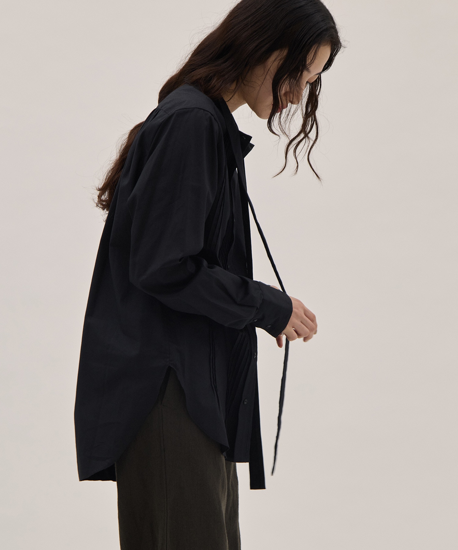 Ribbon Tie Blouse - Solid＆Leopard RhodolirioN