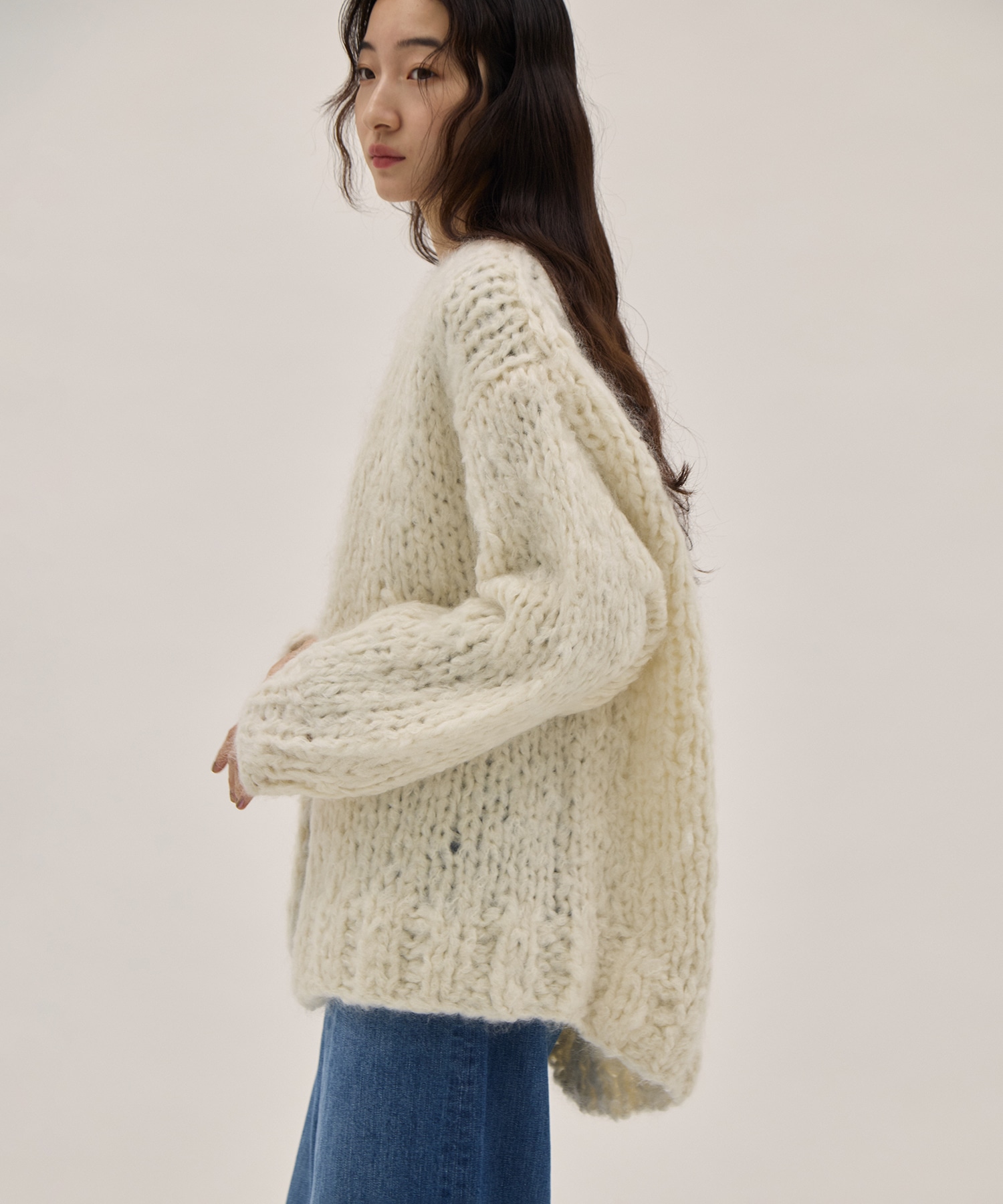 HAND KNIT CARDIGAN ATON