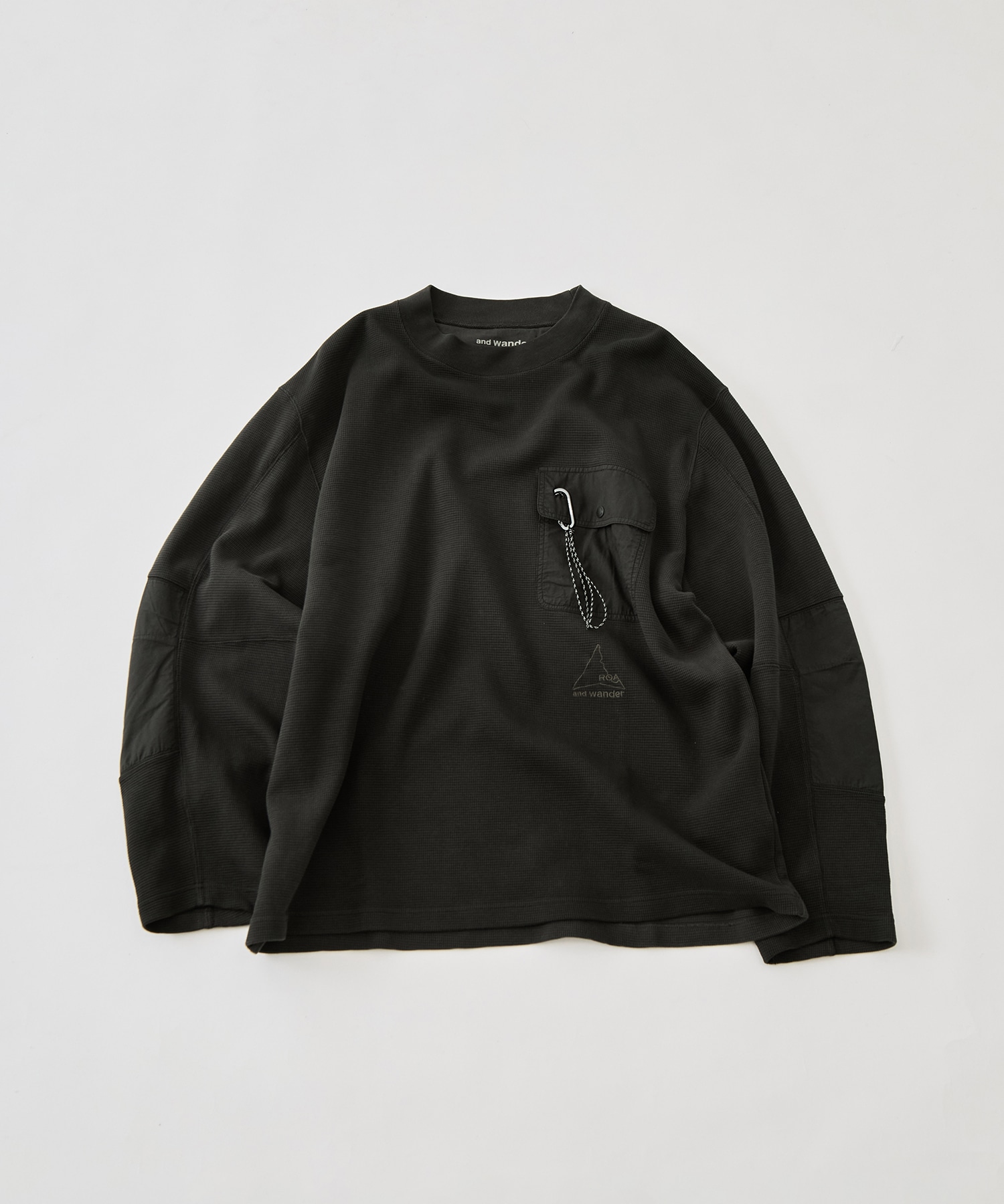 ROA garment dye waffle pocket L/S T and wander