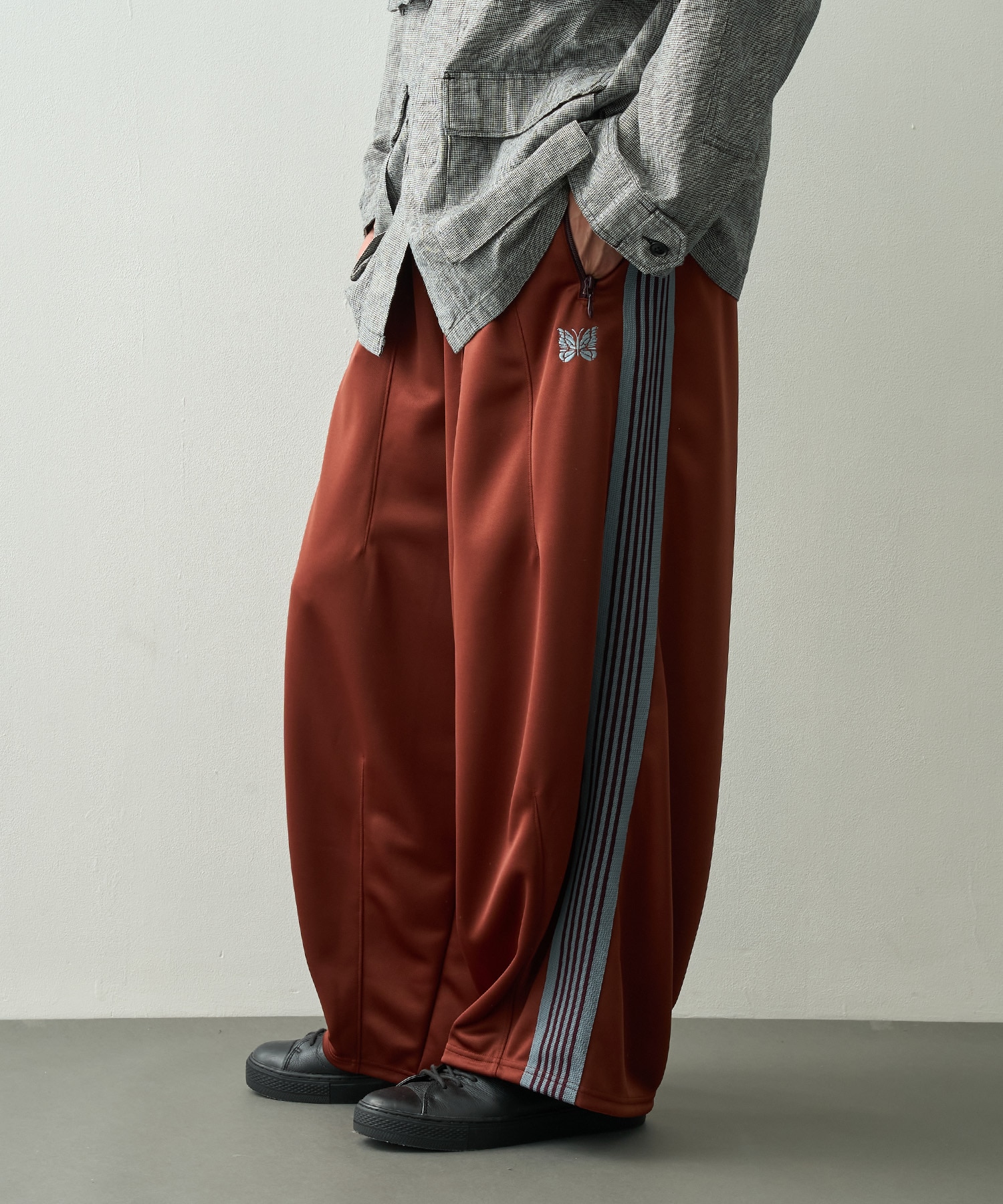 H.D. Track Pant - Poly Smooth Needles