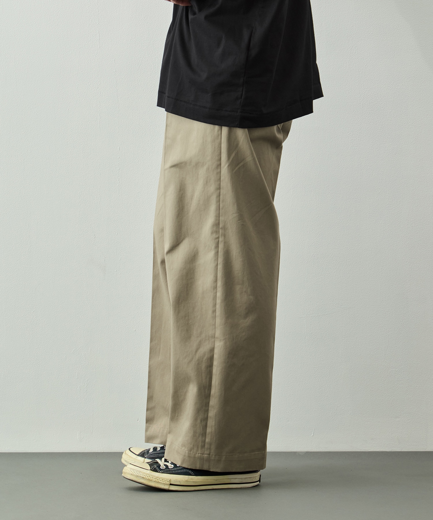Classic Chino Pants blurhmsROOTSTOCK