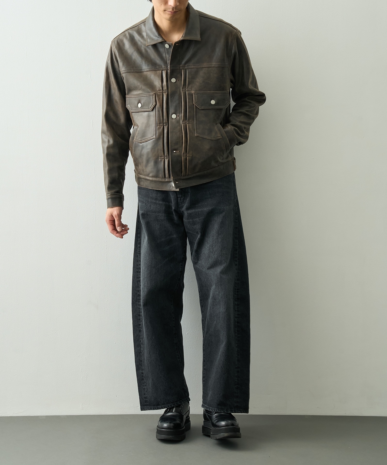 Cracked Leather Trucker Jacket YOKE