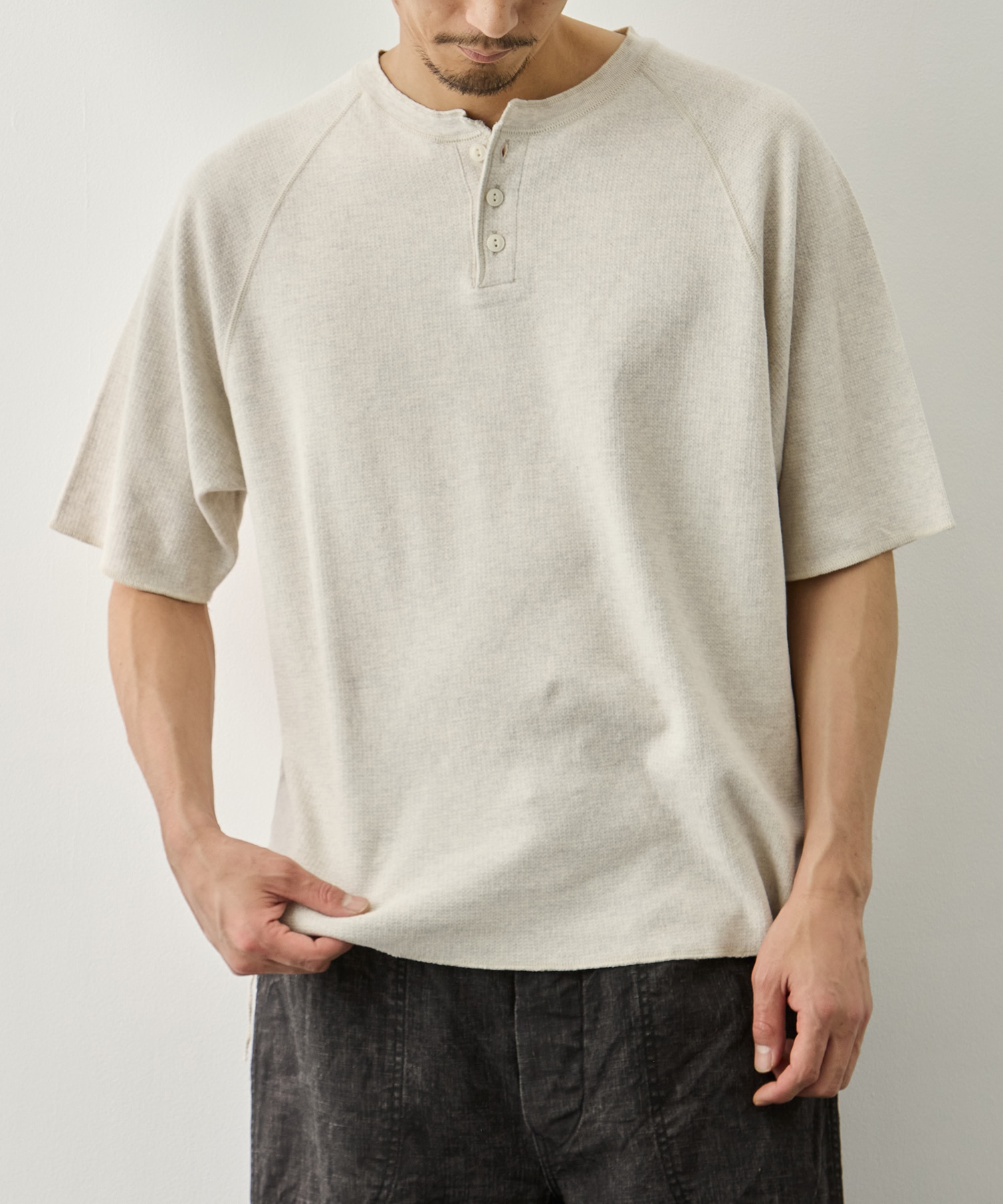 WタックラグランヘンリーネックT REMI RELIEF