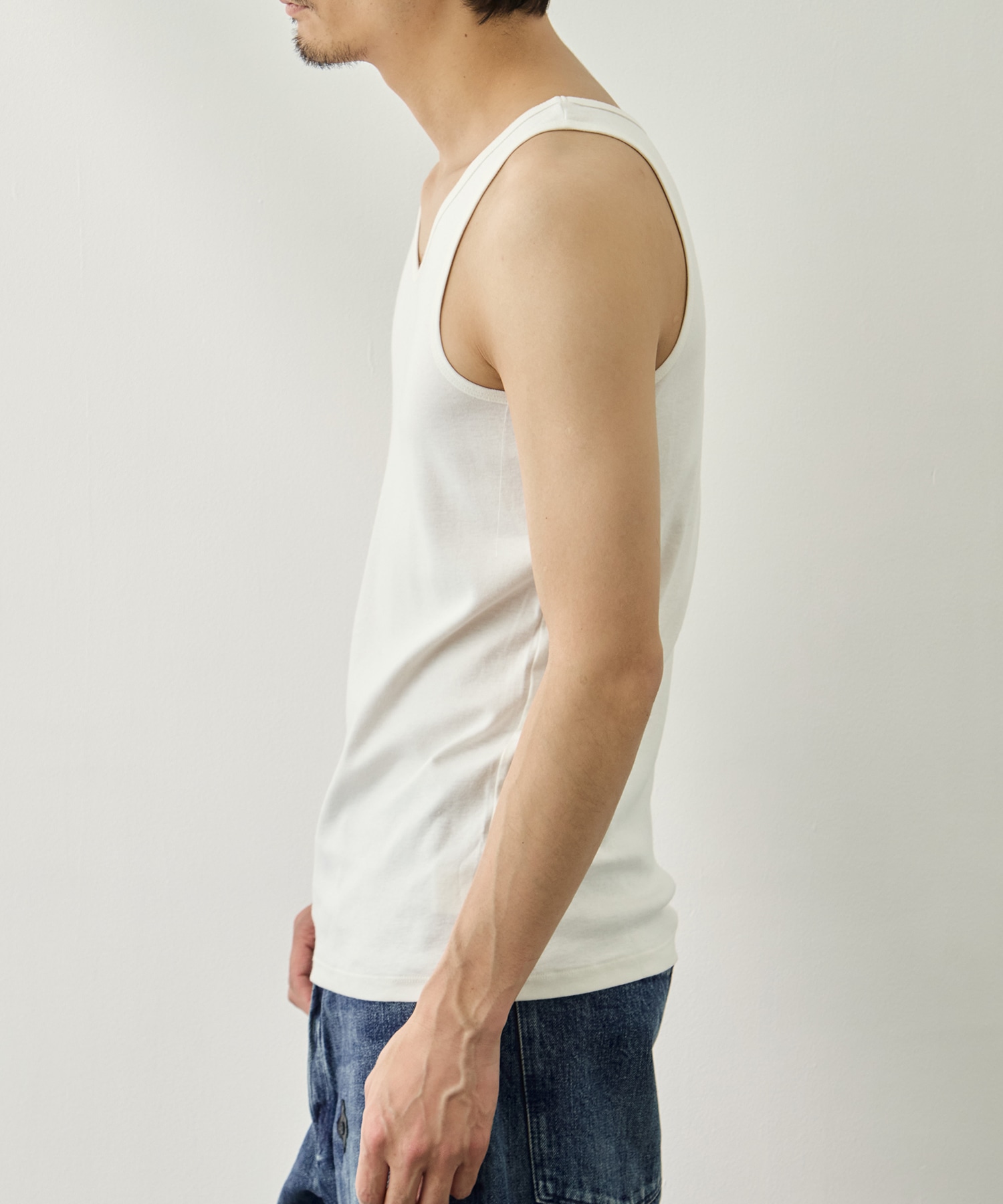 ESSENTIAL / BLENDED MATERIAL TANK TOP BODHI