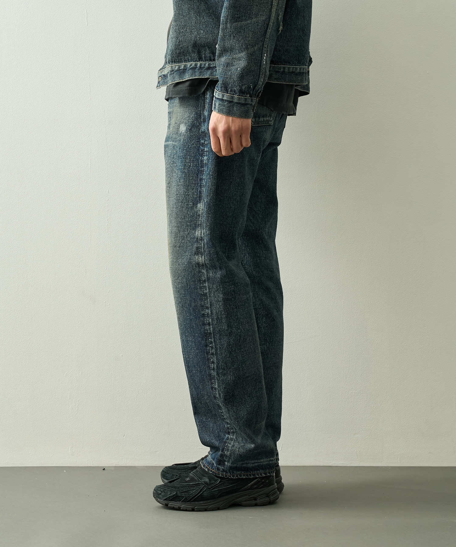 #002 1942 LV JEANS New Manual