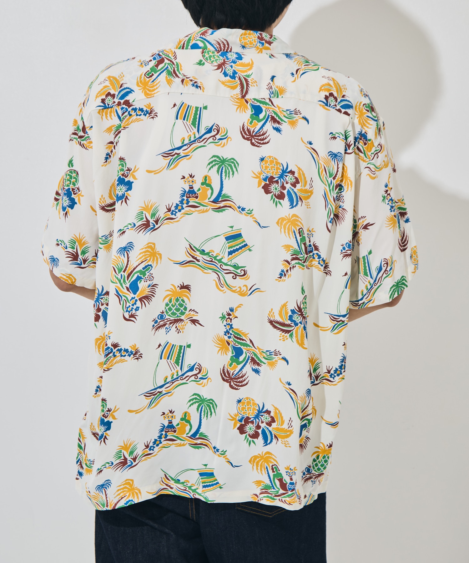ISLAND TRIPS/S RANDOM WEAR SUN SURF