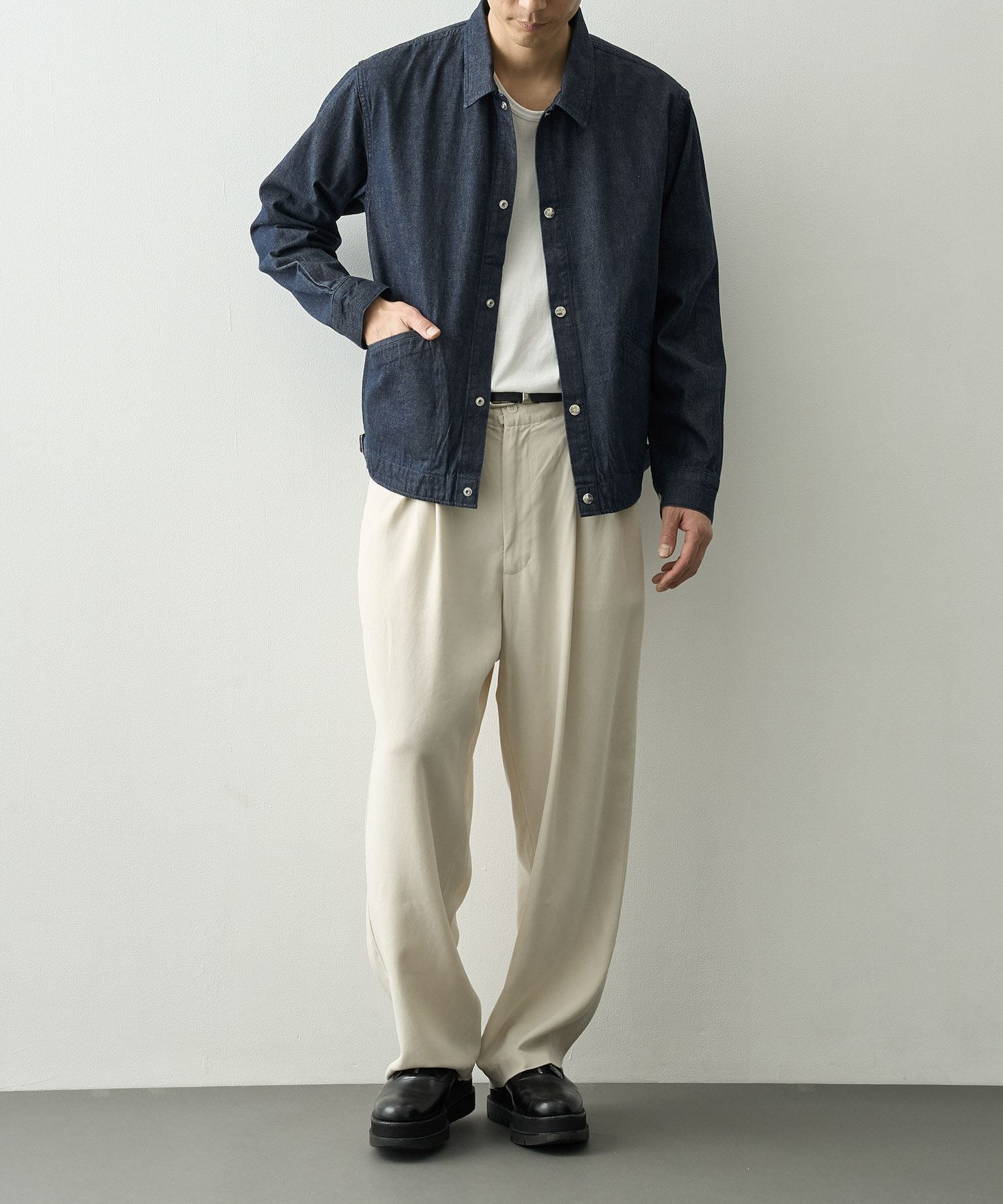 別注tencel wide slacls concause