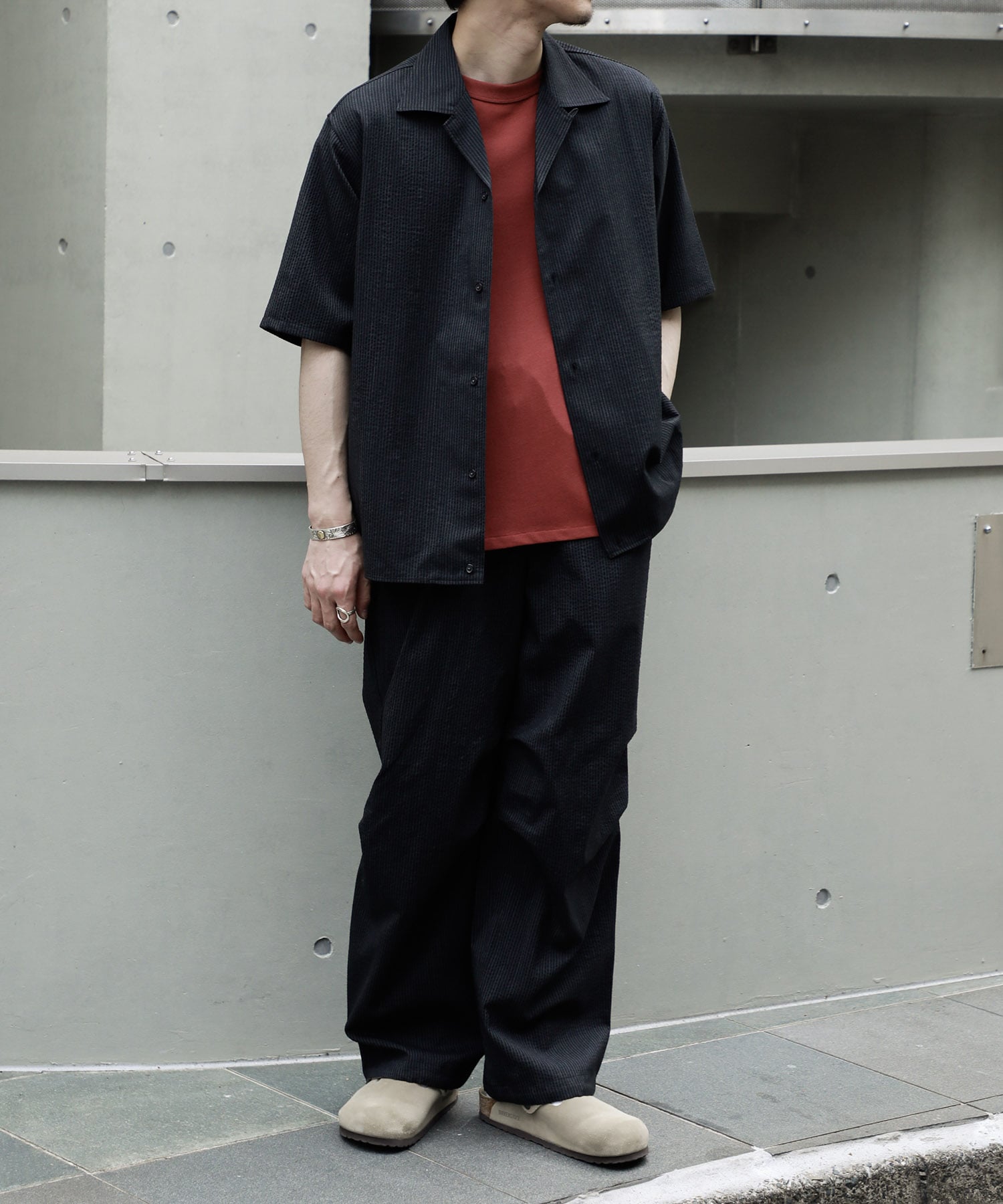 別注KNEE TUCK PANTS marka