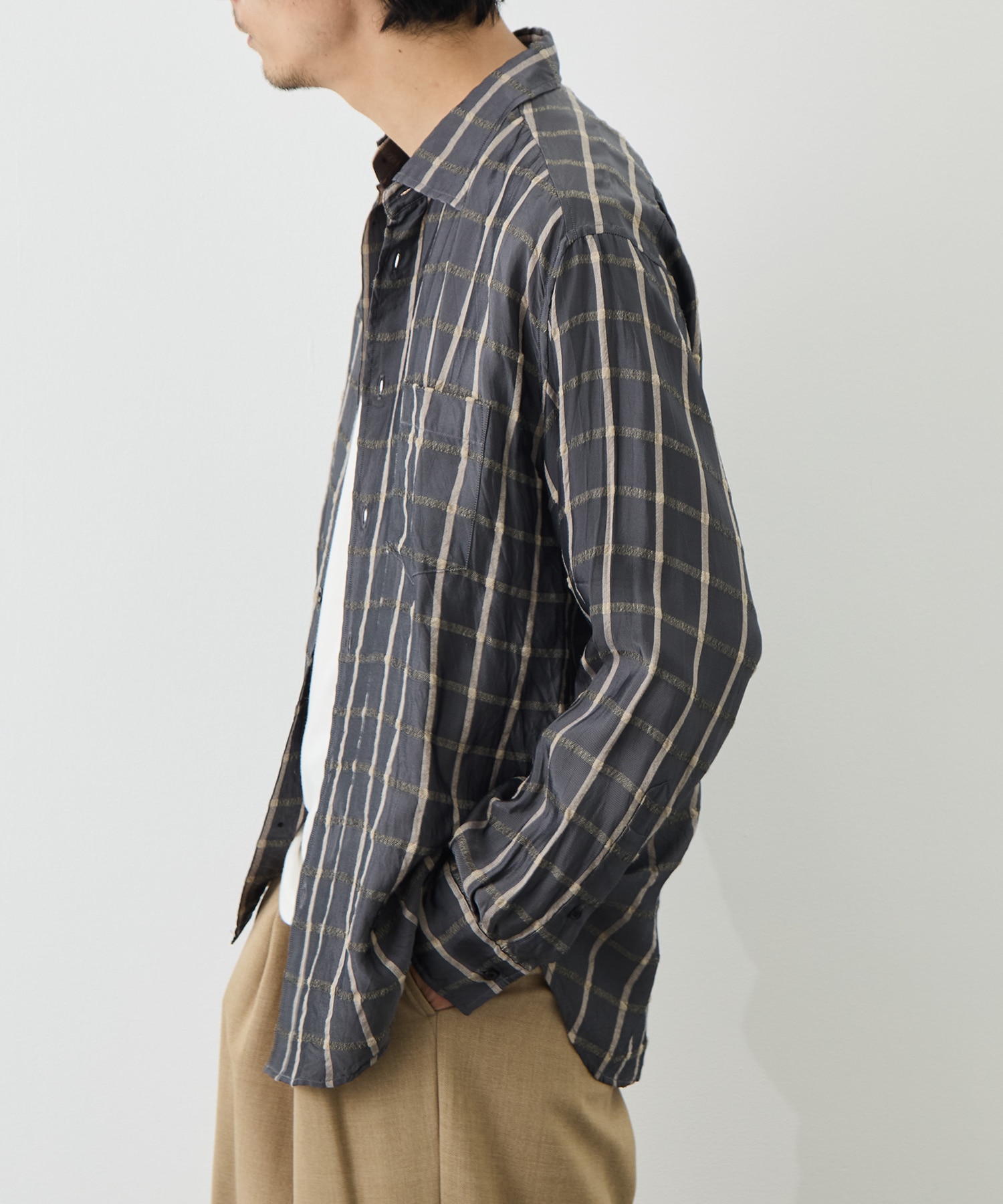 SEMI SPREAD COLLAR SHIRT marka