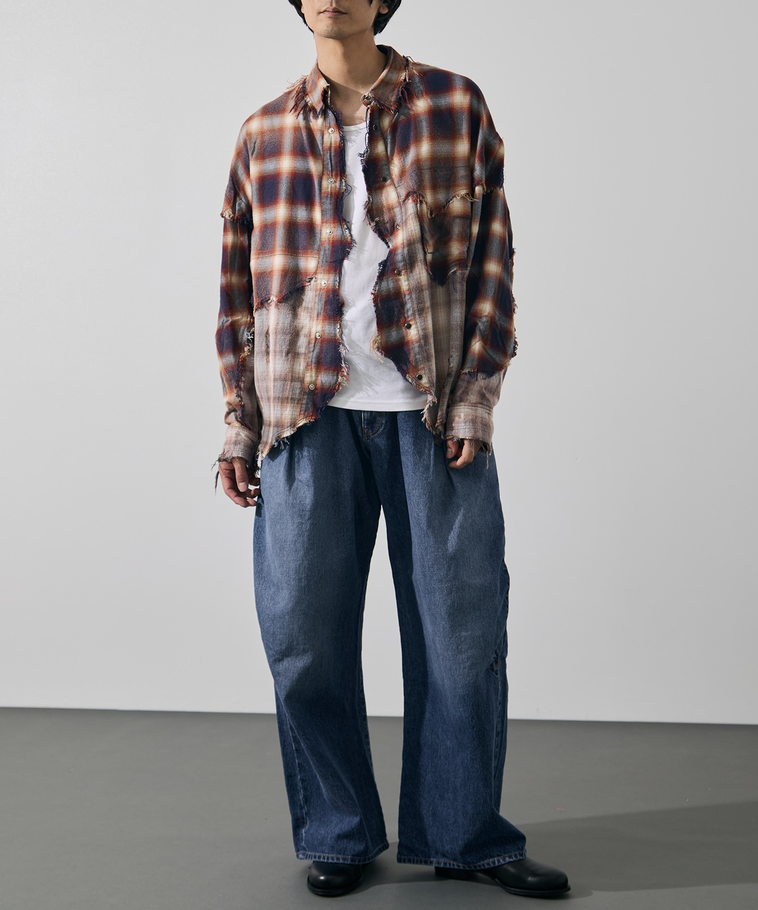 3D cutting denim pants KHOKI
