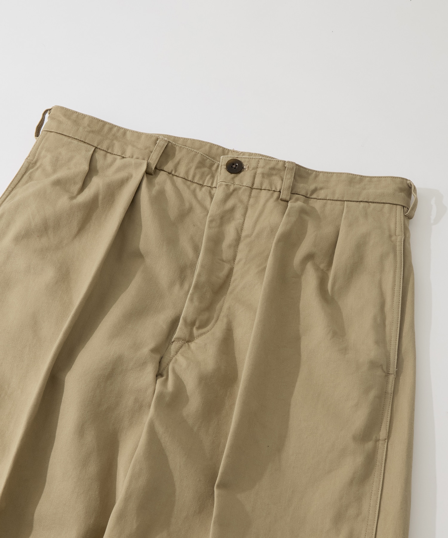 52 Wide Chino Pants blurhmsROOTSTOCK