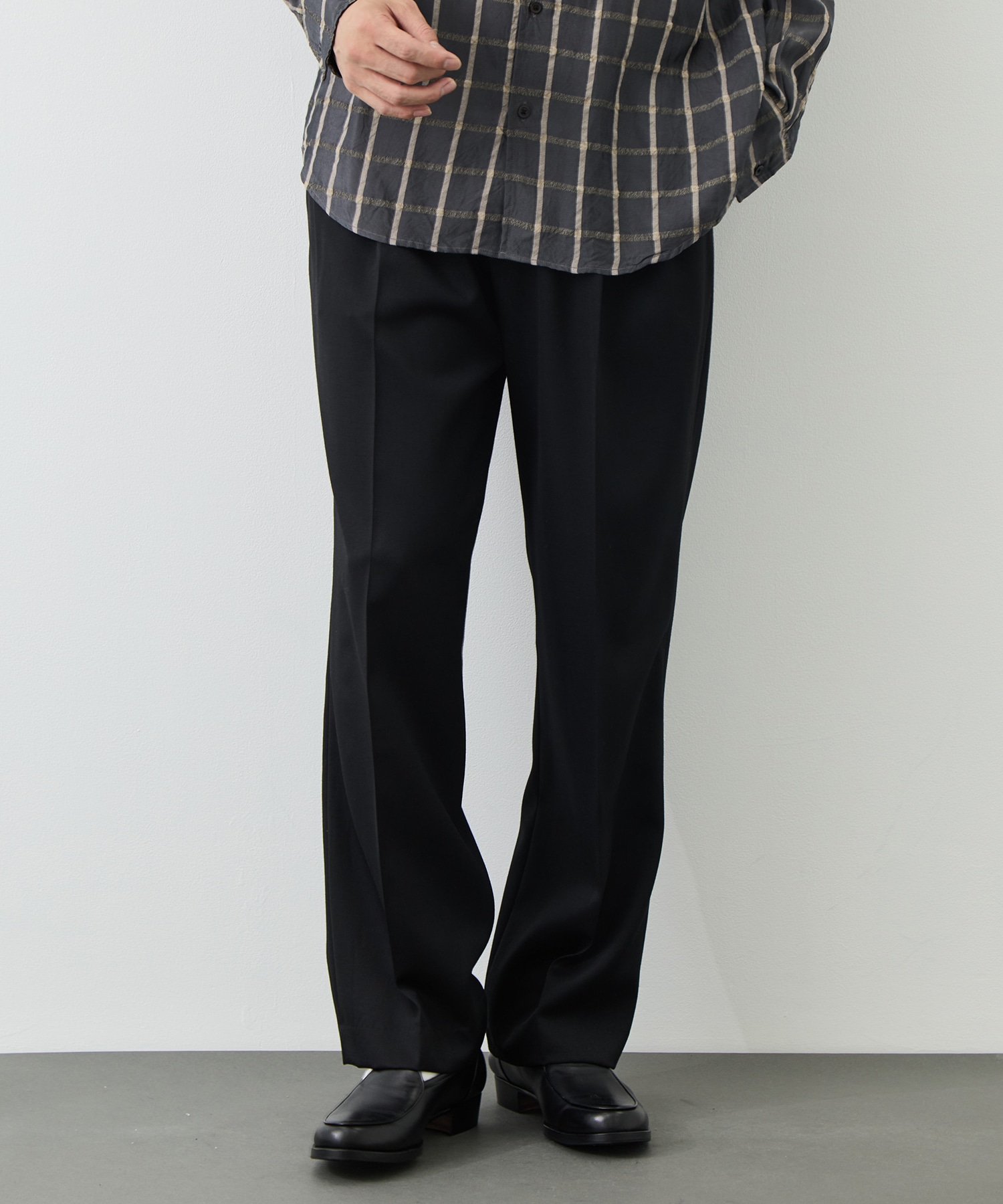 WOOL TWO TUCK SLACKS FUJI
