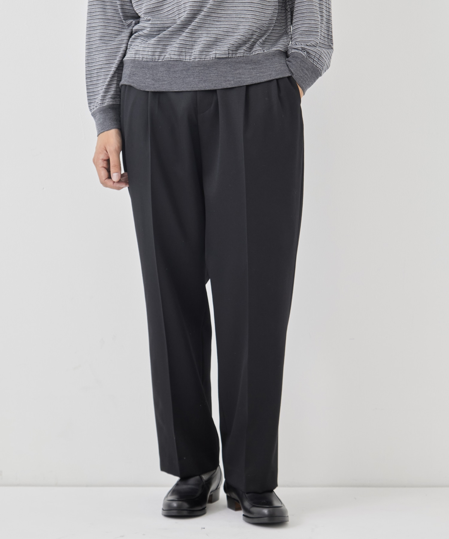 WOOL TWO TUCK SLACKS FUJI