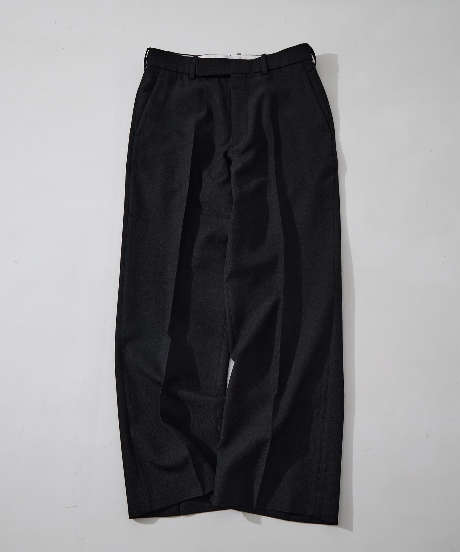 REGULAR FIT STRAIGHT TROUSERS marka