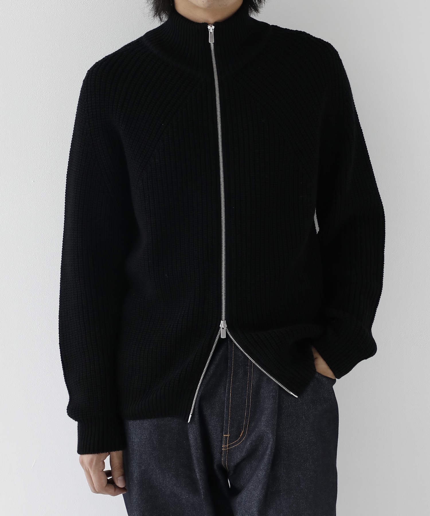 SIGNATURE DRIVERS KNIT BATONER