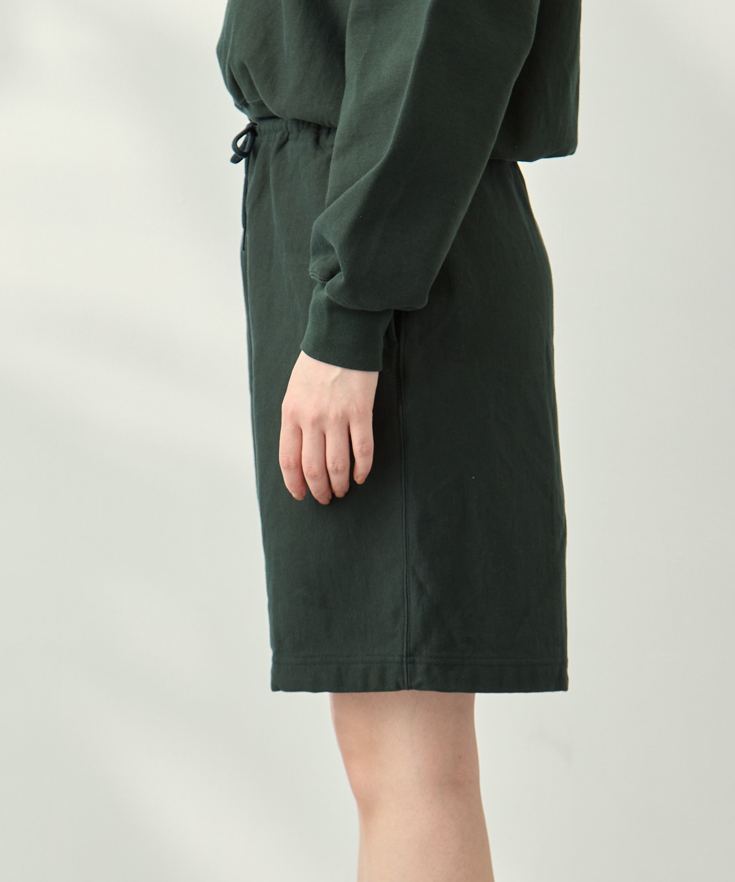 Thin-Sweat Shorts blurhmsROOTSTOCK