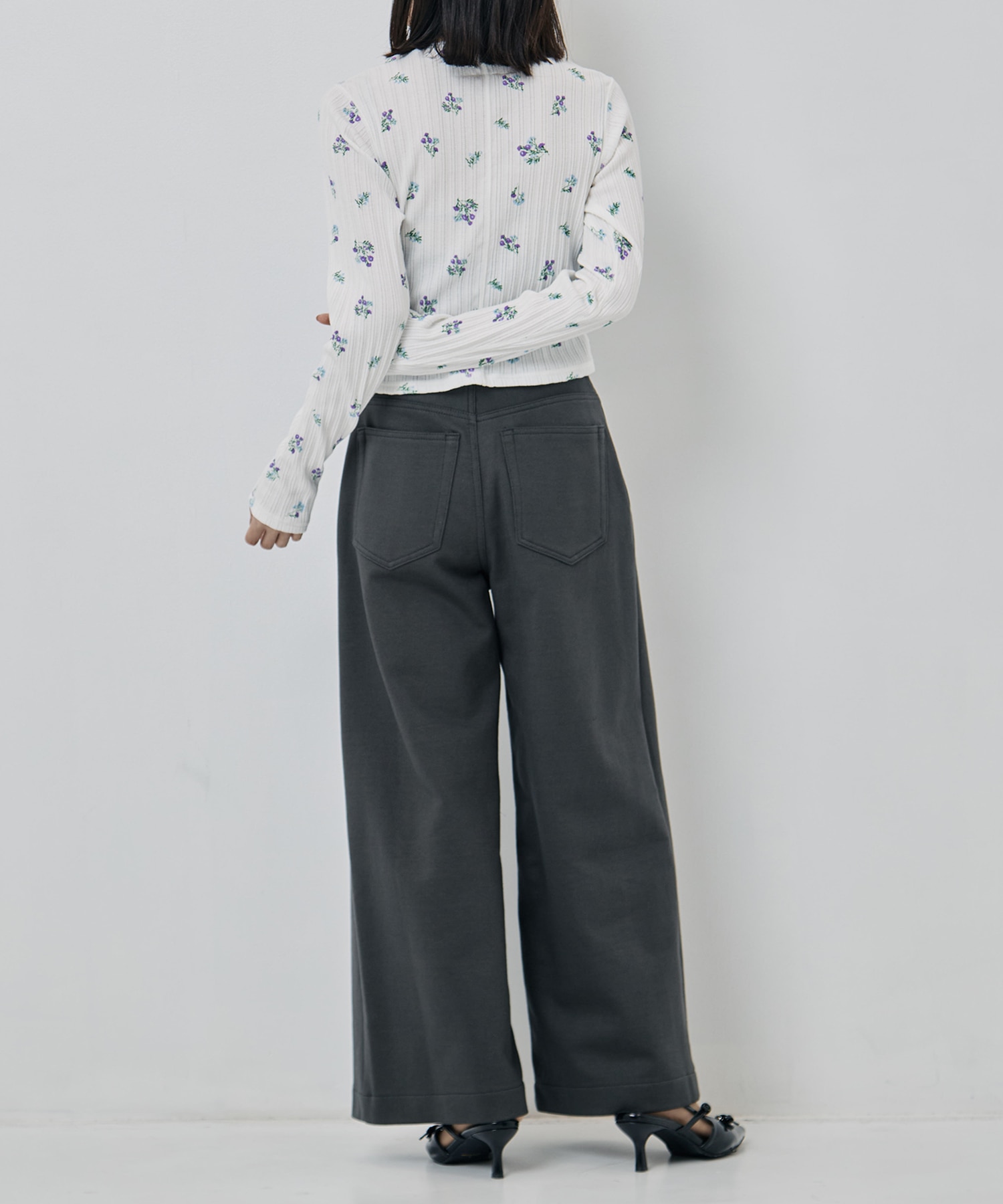 COTTON EYELET RIB FLOWER CARDIGAN JANE SMITH