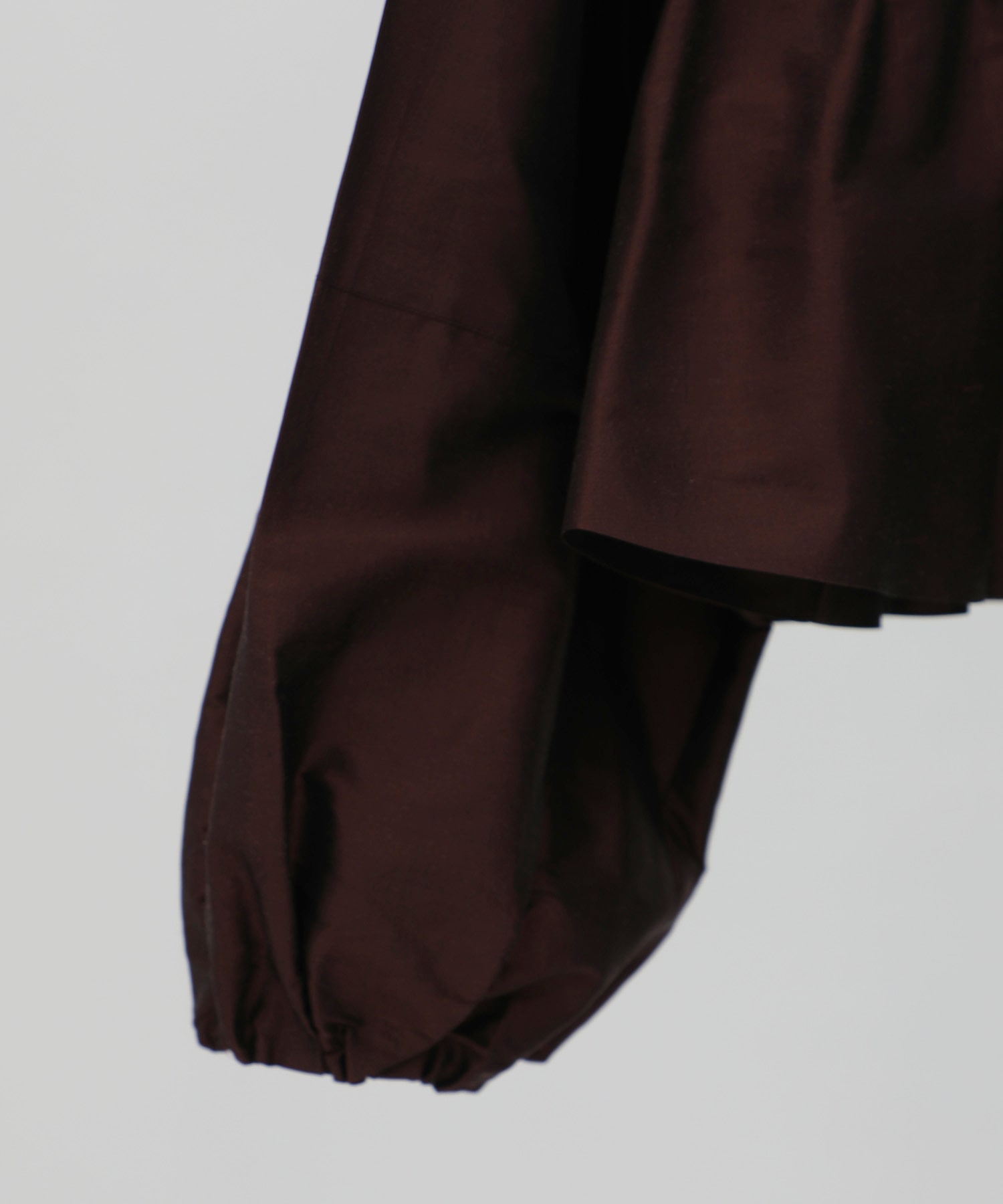SILK DUPION CROPPED JK TOURNON.