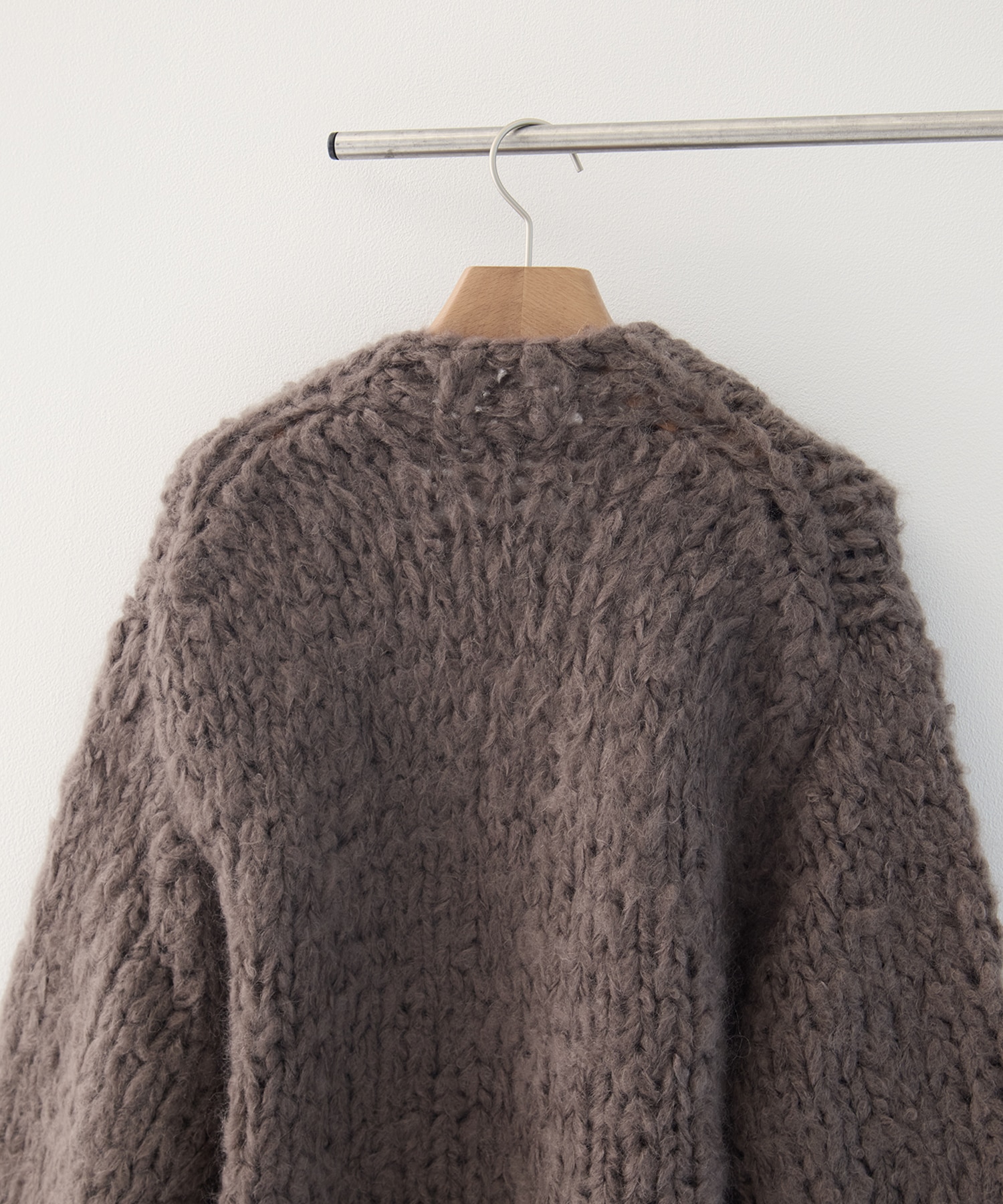 HAND KNIT CARDIGAN ATON