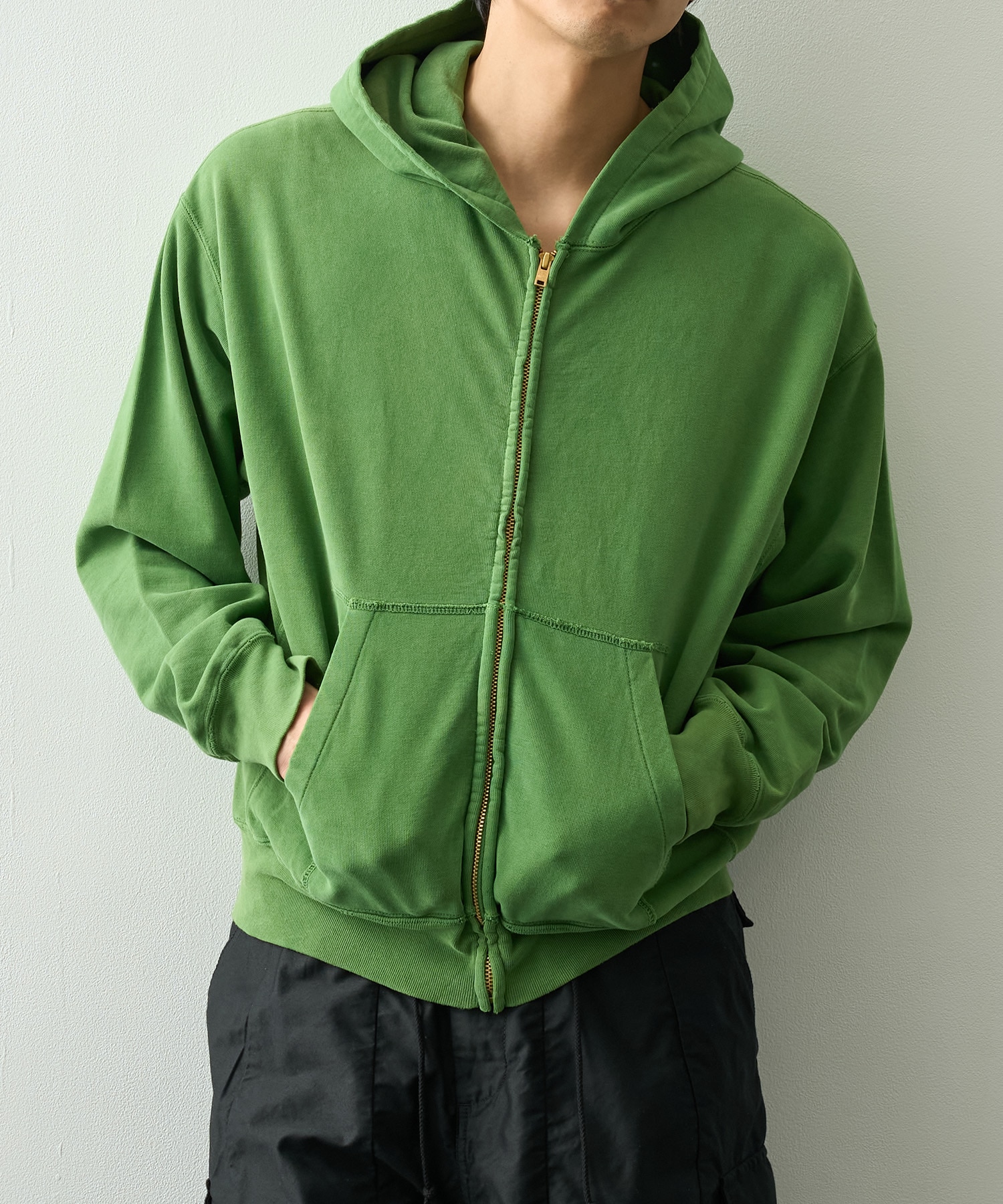 SP加工裏毛ZIPパーカー New Fit REMI RELIEF