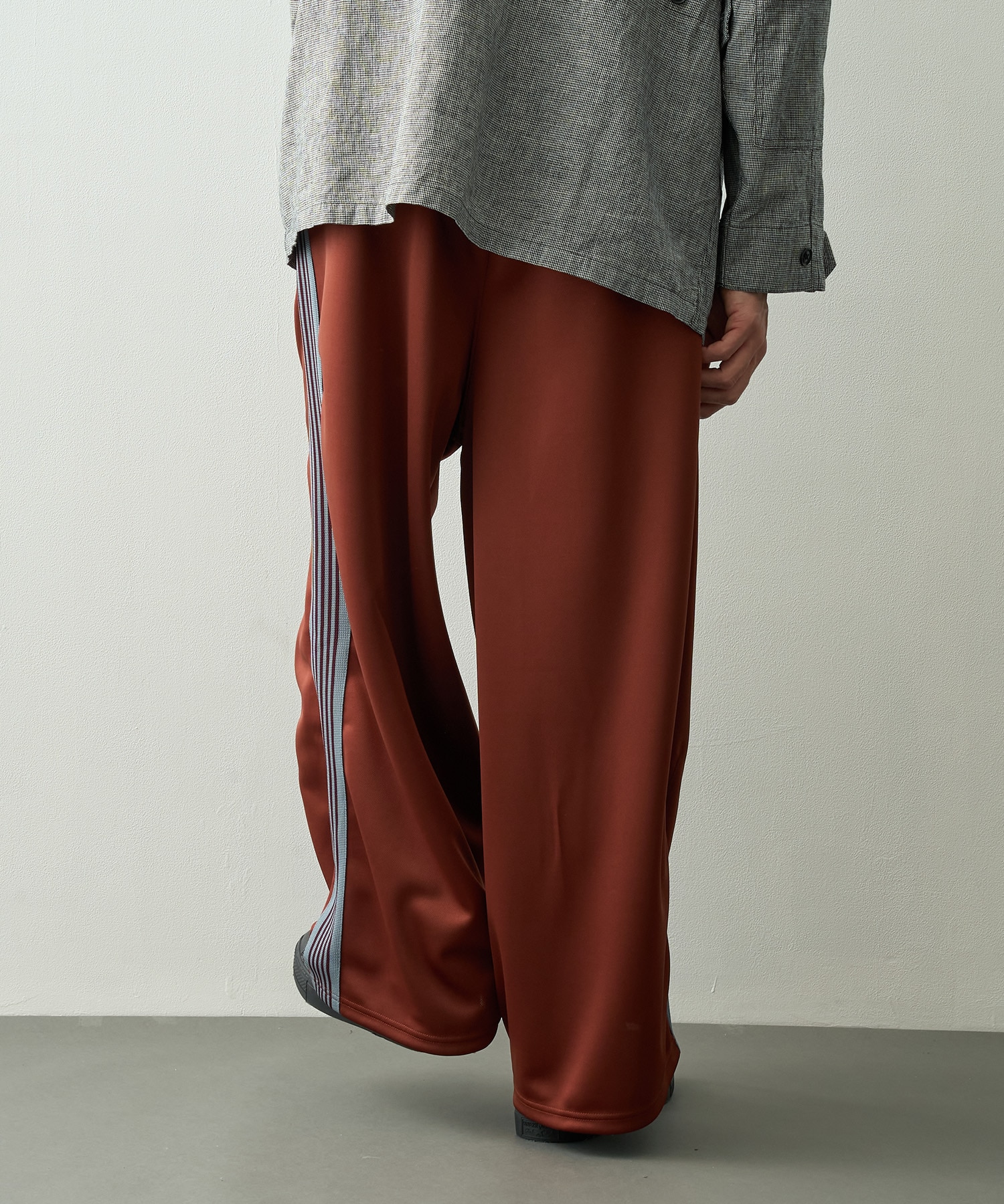 H.D. Track Pant - Poly Smooth Needles